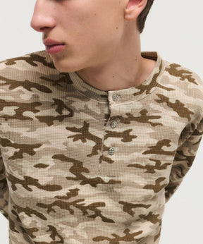 HENLEY CAMO WAFFLE LONG-SLEEVE TEE / カモ総柄ヘンリーネックサーマルロンT