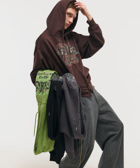 CRASH LOGO GRAPHIC PULLOVER SWEATSHIRT / クラッシュロゴグラフィックプルオーバースウェットシャツ