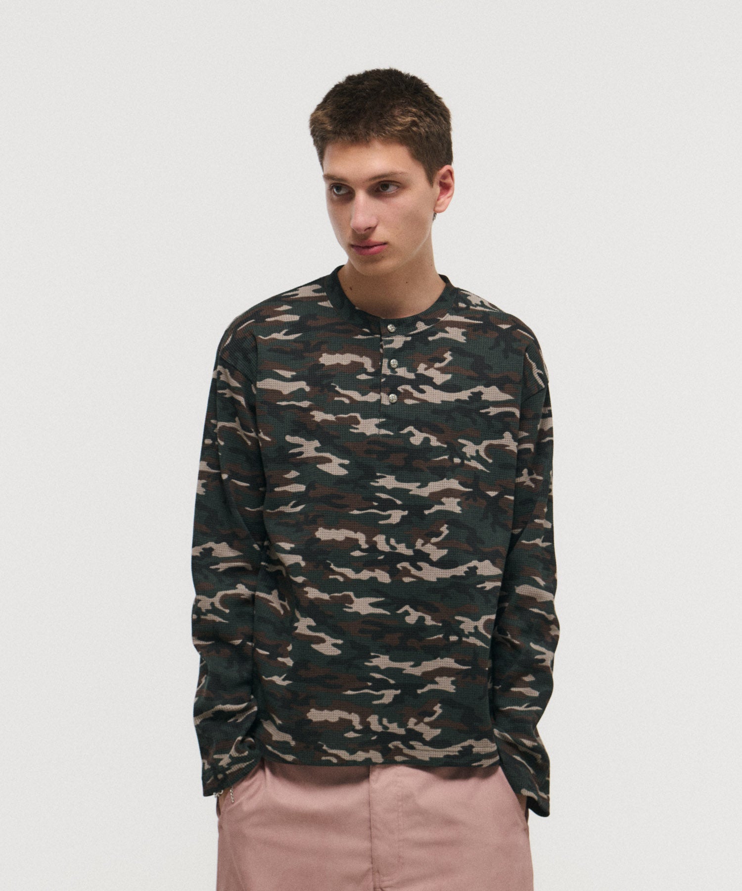 ILL'S | HENLEY CAMO WAFFLE LONG-SLEEVE TEE / カモ総柄ヘンリー