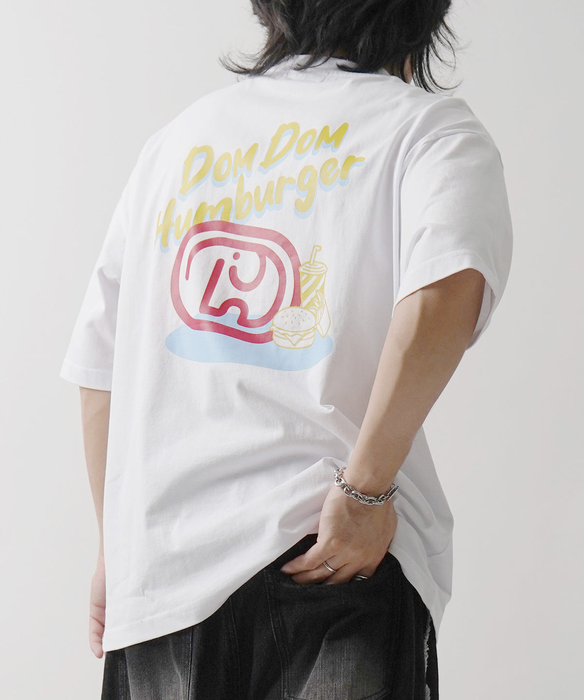 25SS 【DOMDOM / ドムドムハンバーガー】 ビッグシルエット バックプリント半袖Tシャツ