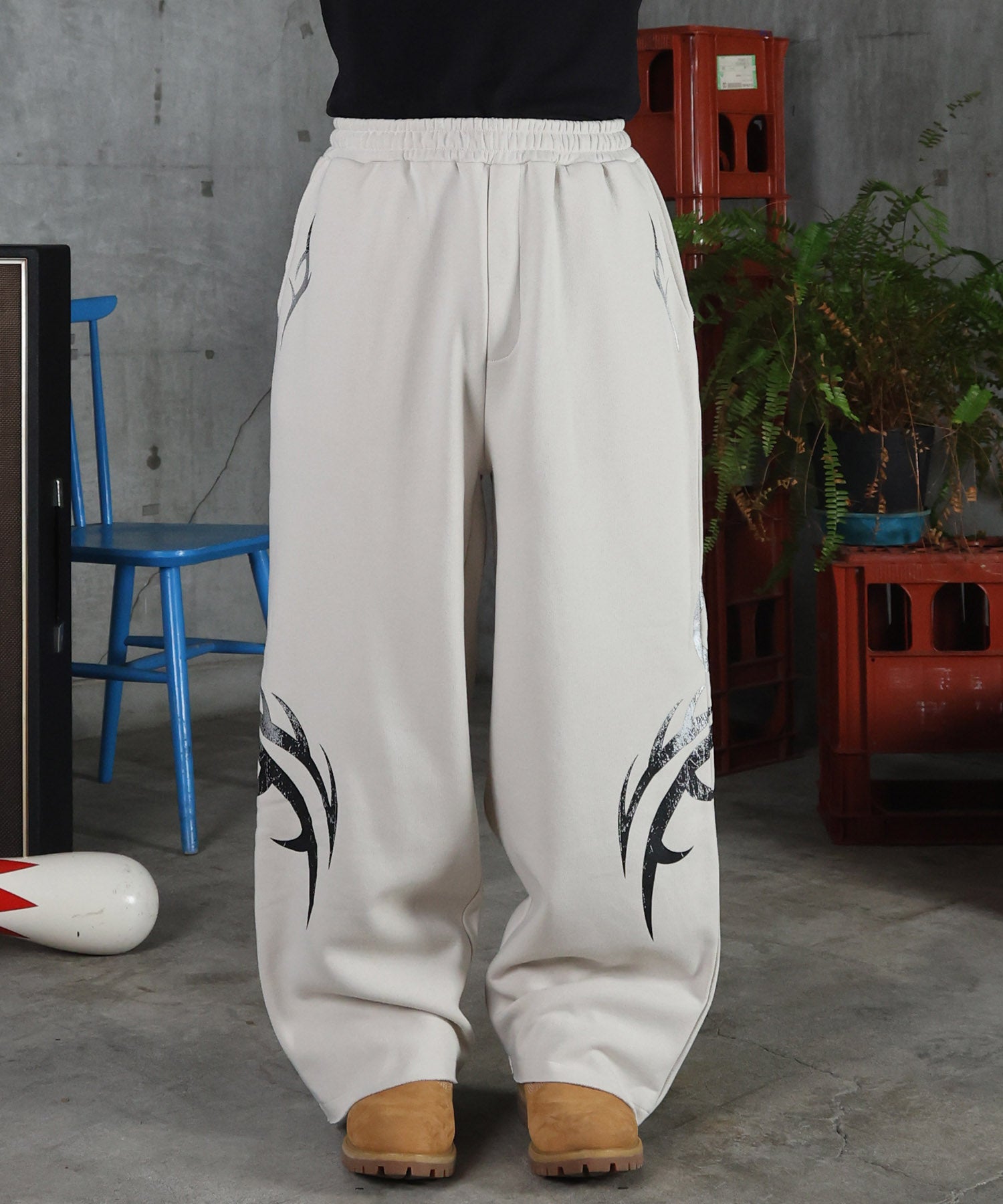 メタルプリント トライバルワイドスウェットパンツ