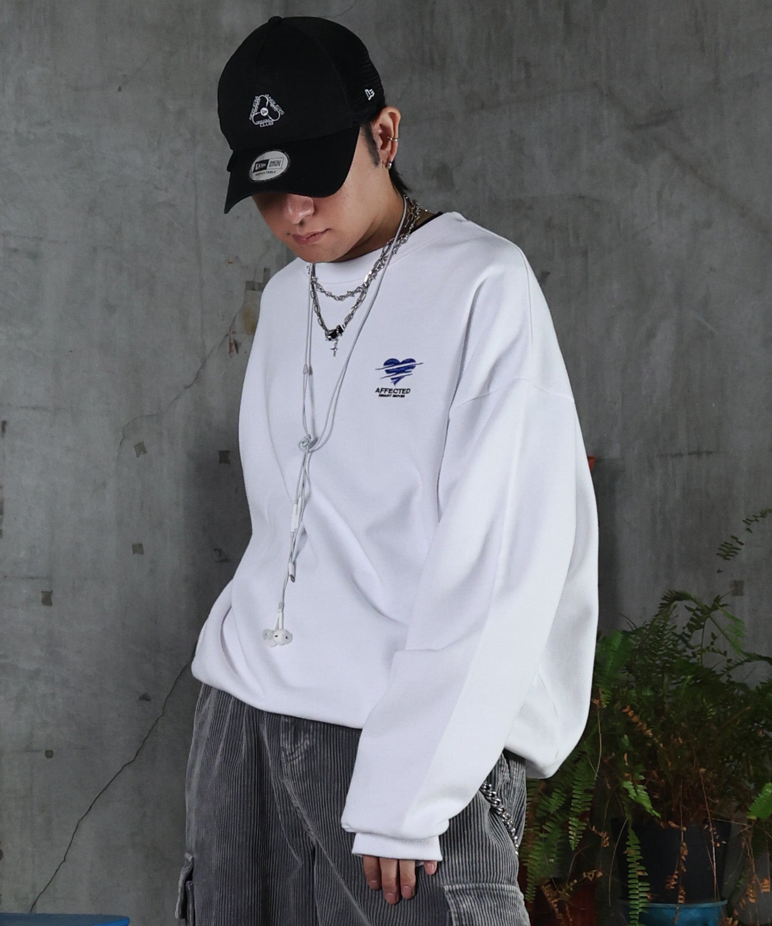 裏起毛 ハートワンポイント刺繍クルーネックスウェット