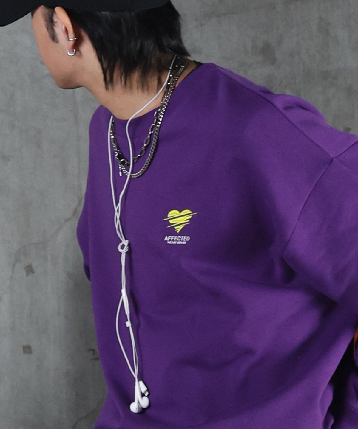 裏起毛 ハートワンポイント刺繍クルーネックスウェット