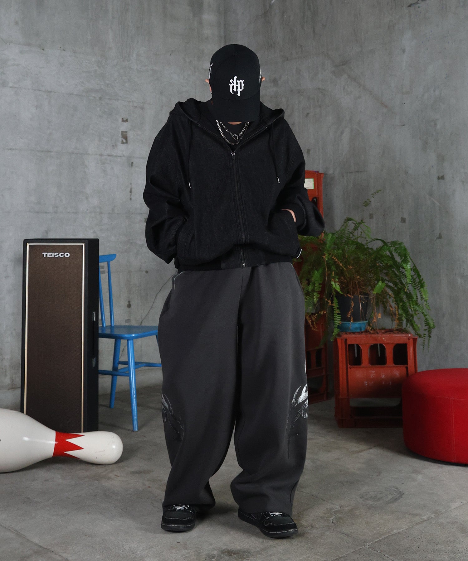 メタルプリント トライバルワイドスウェットパンツ