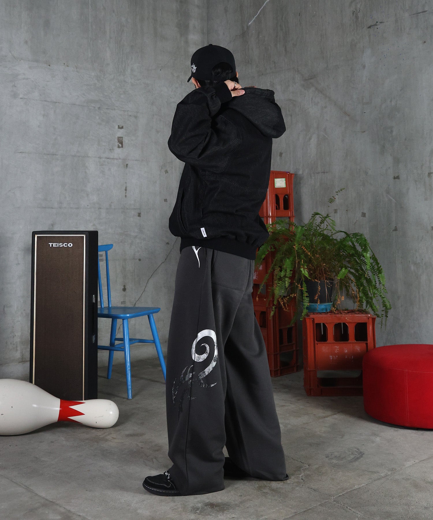 メタルプリント トライバルワイドスウェットパンツ