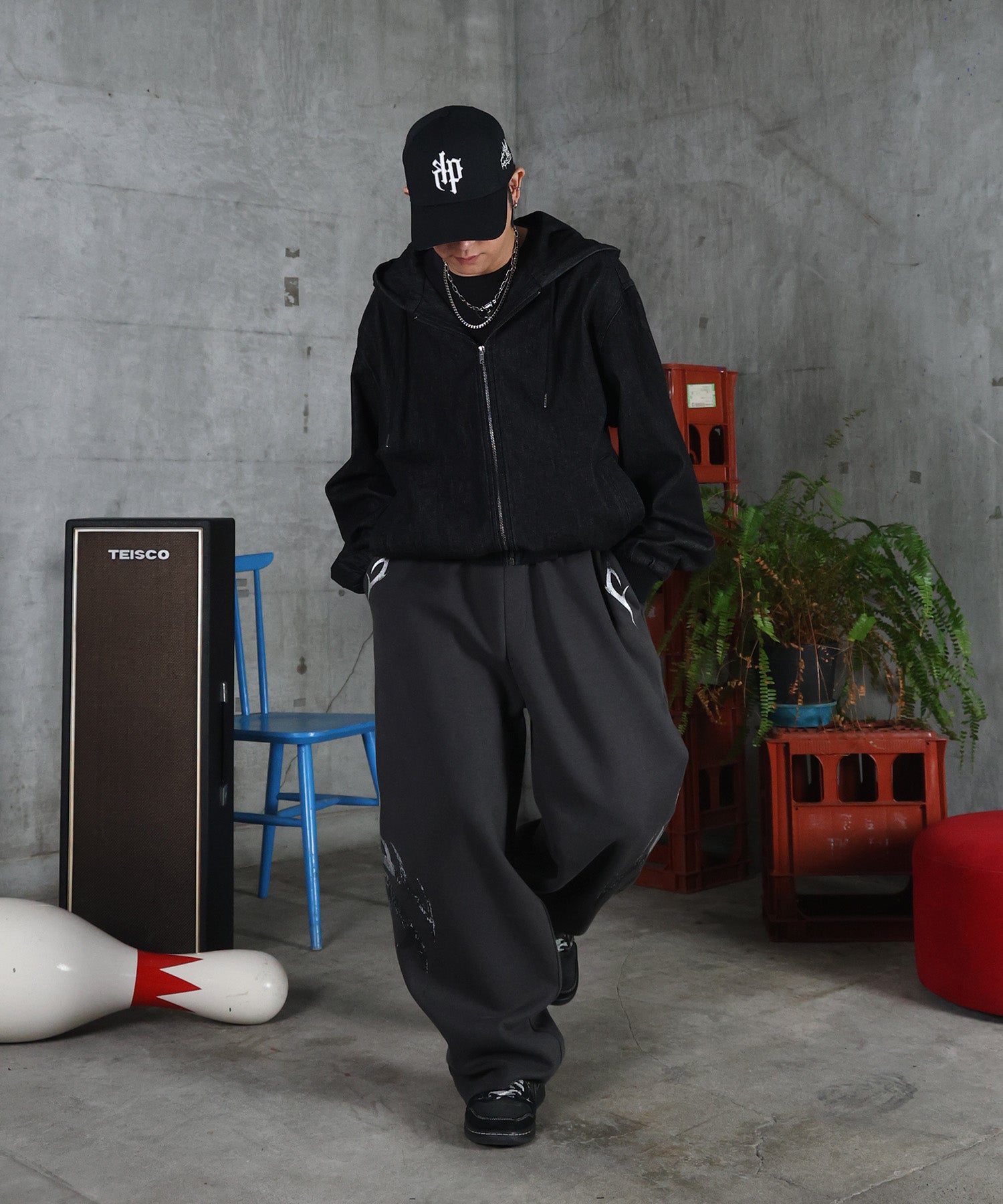 メタルプリント トライバルワイドスウェットパンツ