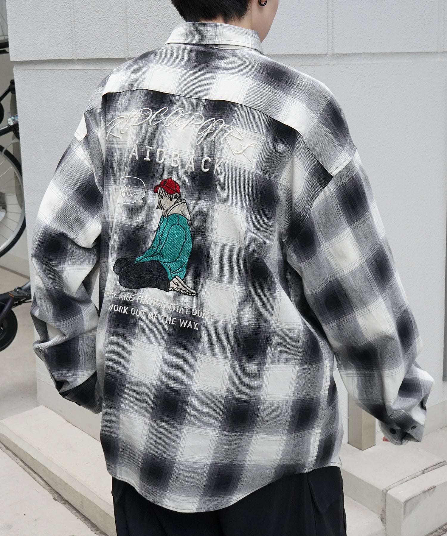 【RED CAP GIRL】25SS バックプリント / 刺繍 オンブレチェック ビッグシルエット長袖シャツ