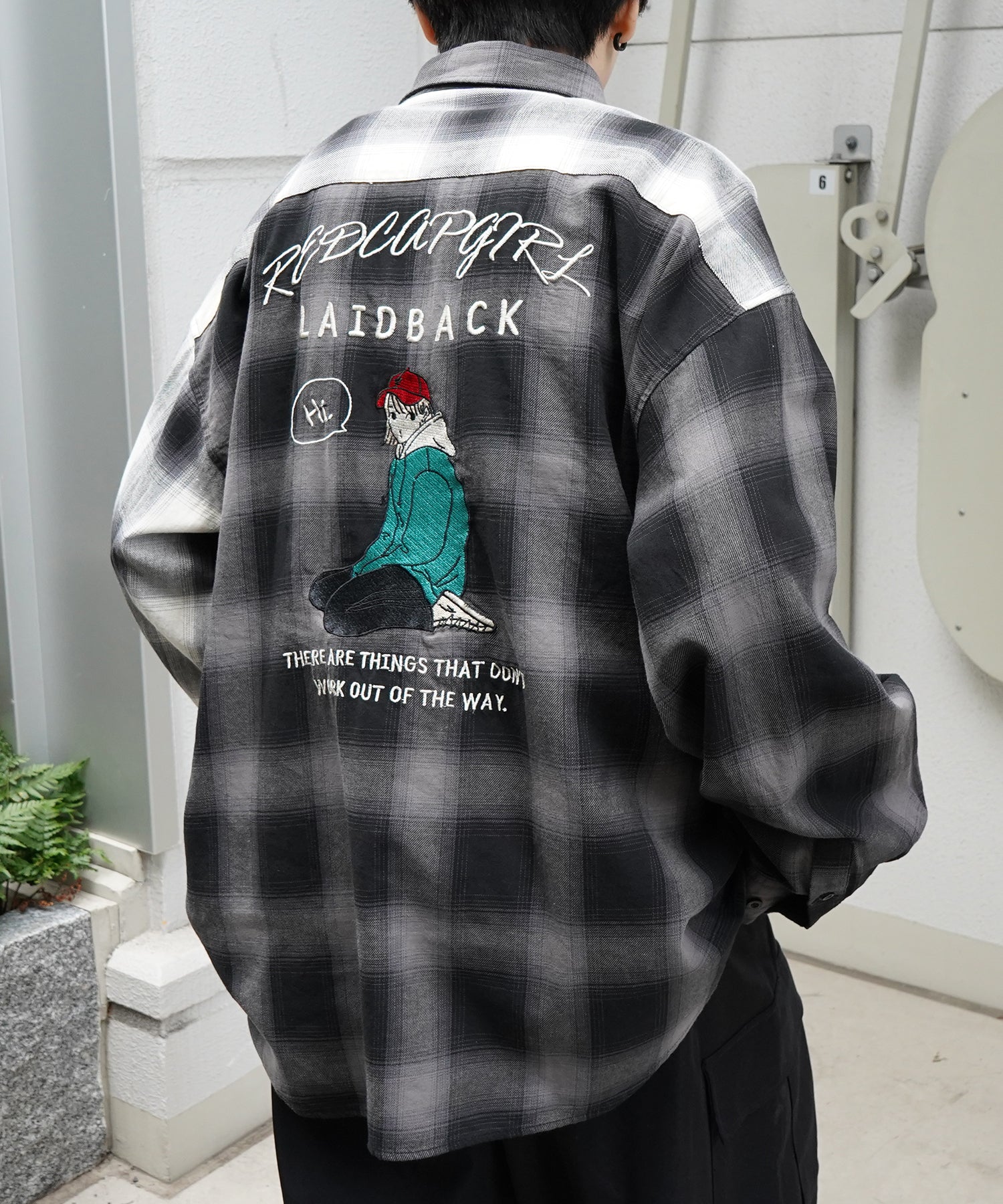 【RED CAP GIRL】25SS バックプリント / 刺繍 オンブレチェック ビッグシルエット長袖シャツ