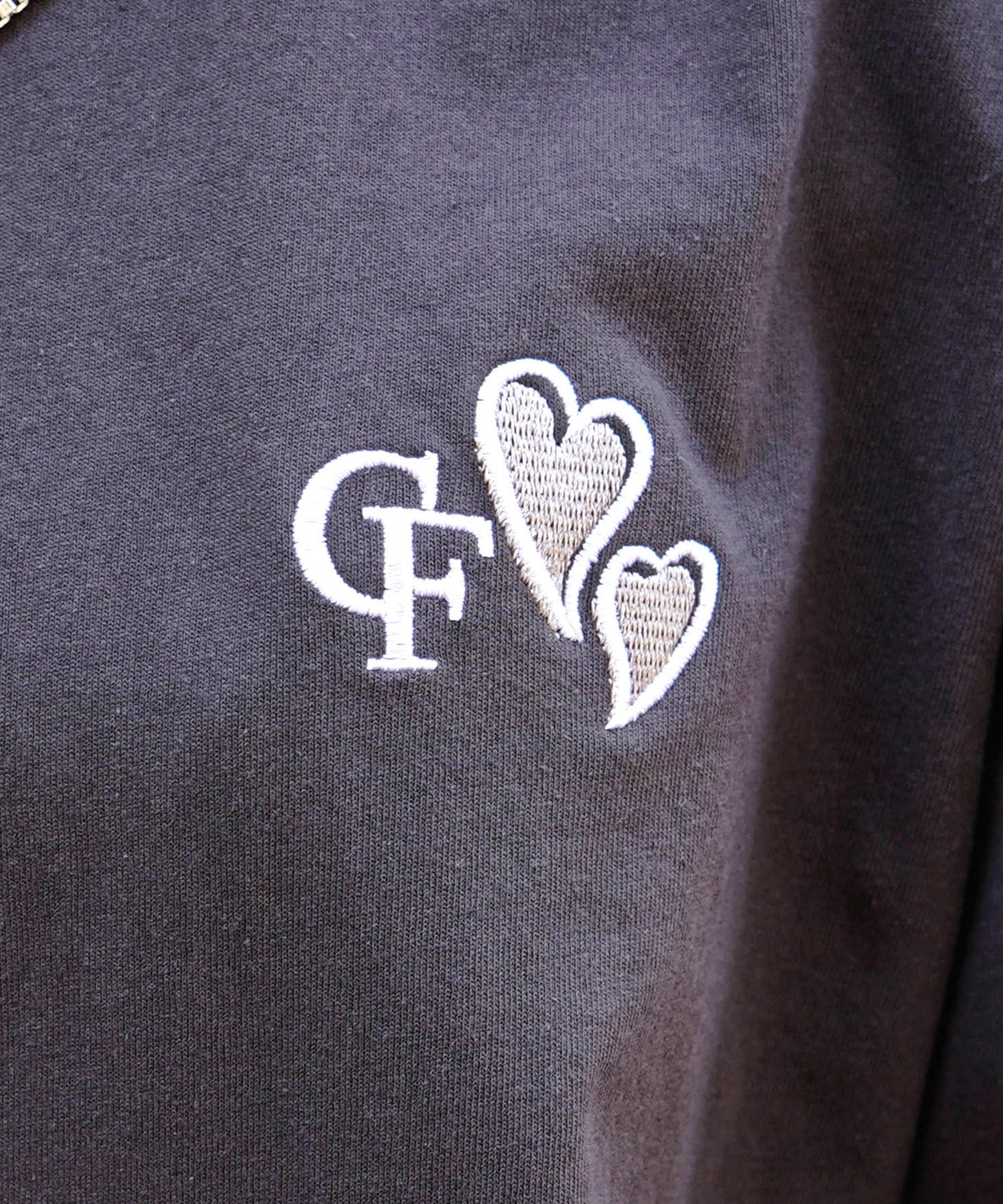 25SS ハートワンポイント刺繍 半袖Tシャツ