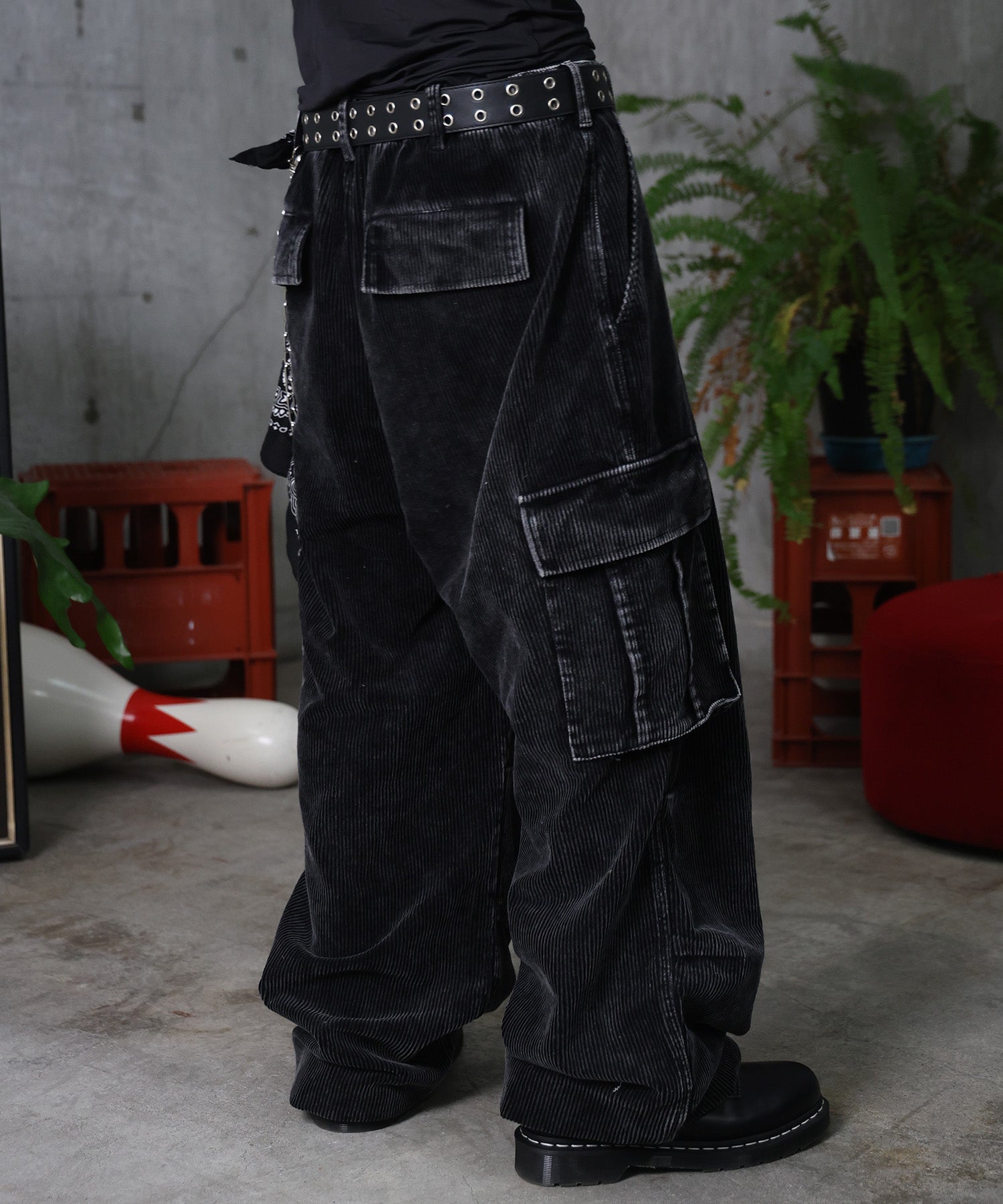 バレル グランジ風洗い コーデュロイ カーゴパンツ