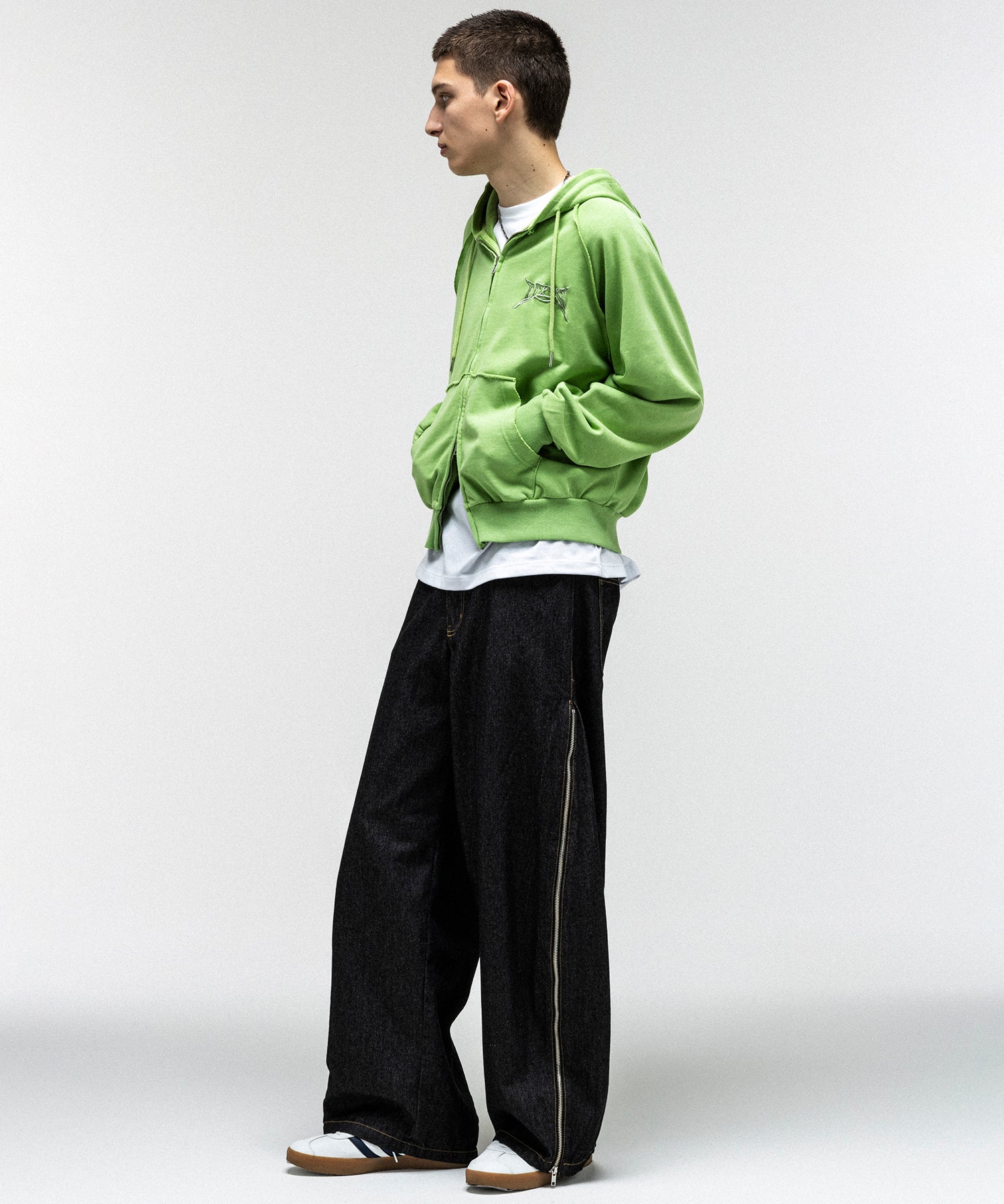 "ILL'S" LOGO Embroidery FULL ZIP HOODIE / "ILL'S" LOGO刺繍フルジップフーディー