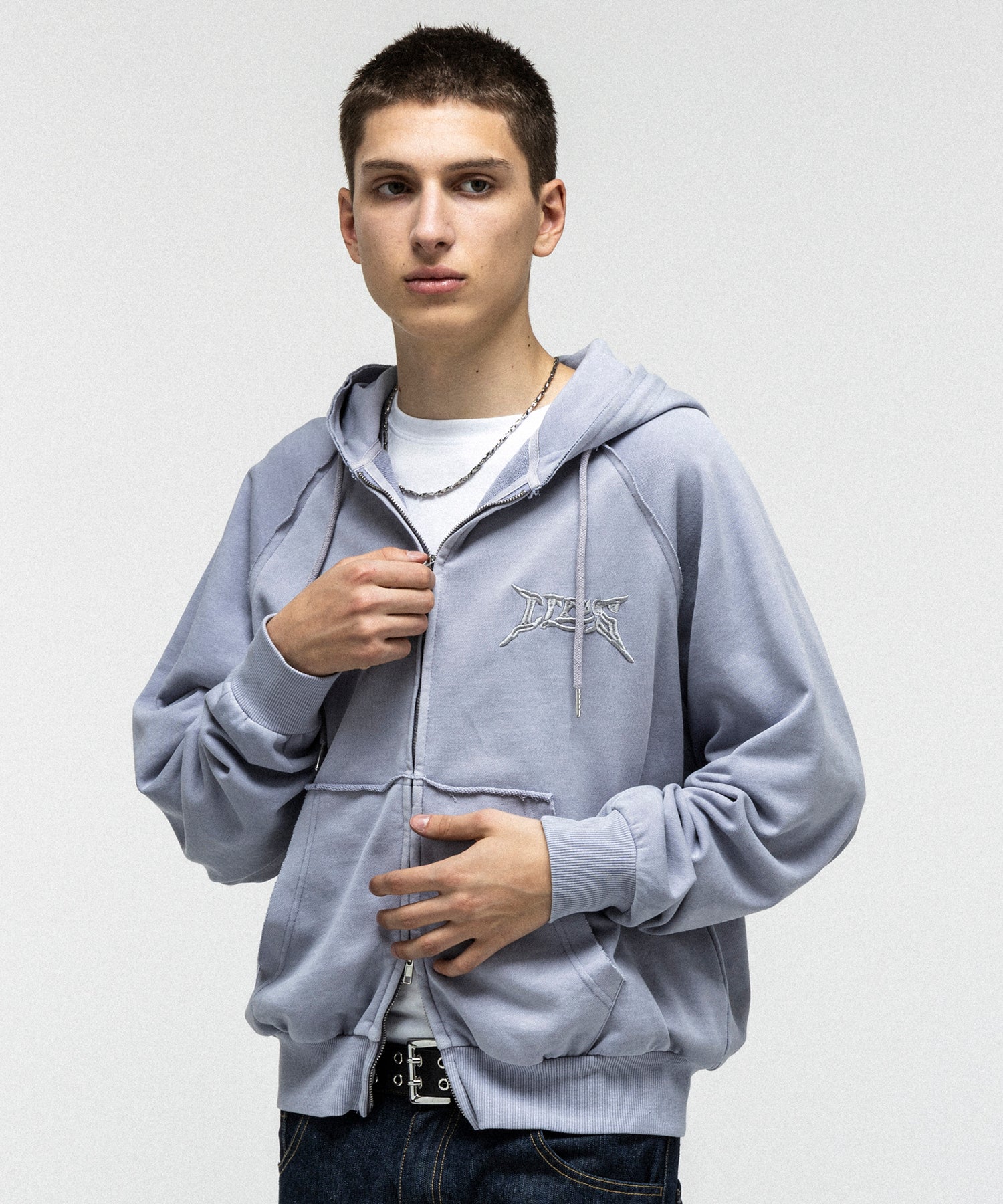 "ILL'S" LOGO Embroidery FULL ZIP HOODIE / "ILL'S" LOGO刺繍フルジップフーディー