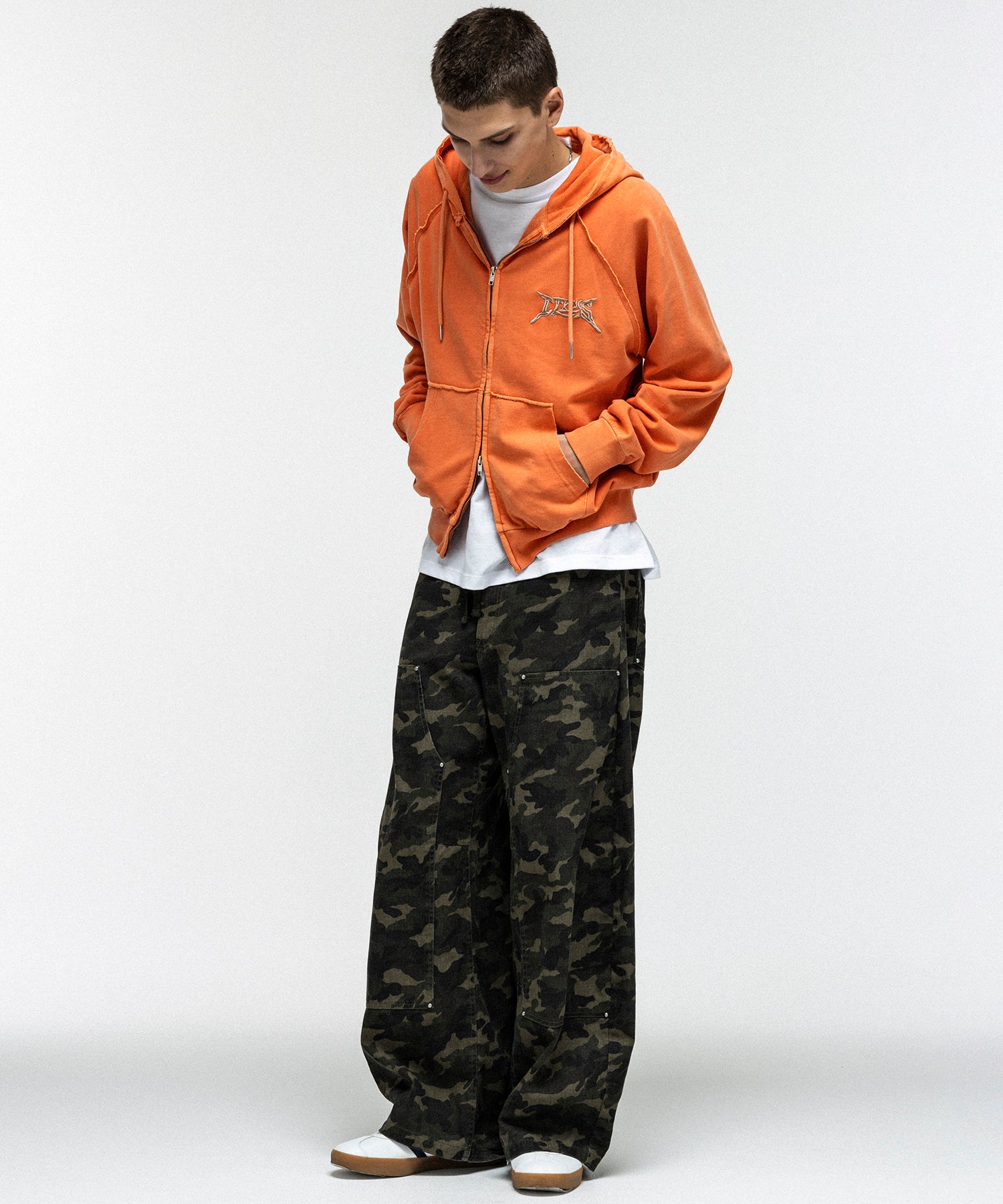 "ILL'S" LOGO Embroidery FULL ZIP HOODIE / "ILL'S" LOGO刺繍フルジップフーディー