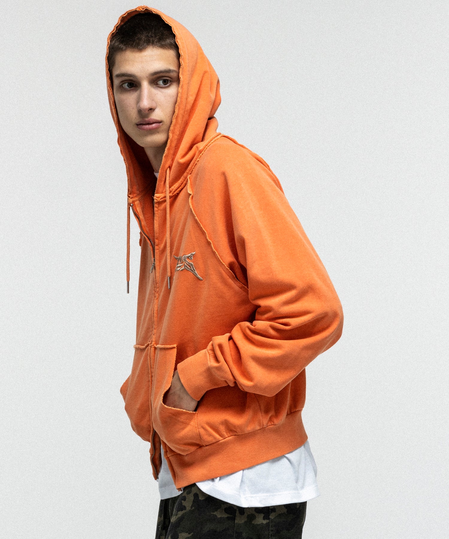 "ILL'S" LOGO Embroidery FULL ZIP HOODIE / "ILL'S" LOGO刺繍フルジップフーディー