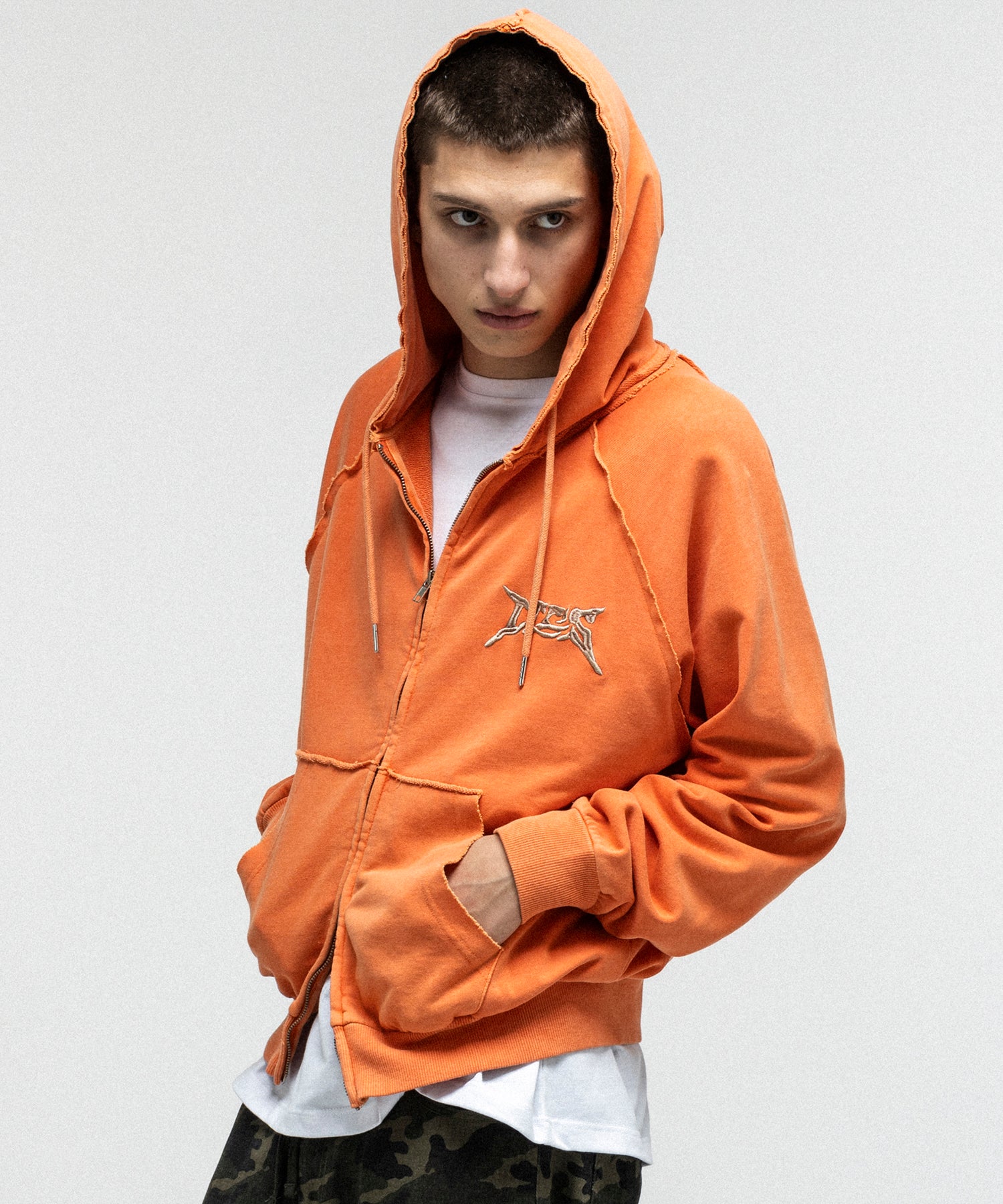 "ILL'S" LOGO Embroidery FULL ZIP HOODIE / "ILL'S" LOGO刺繍フルジップフーディー