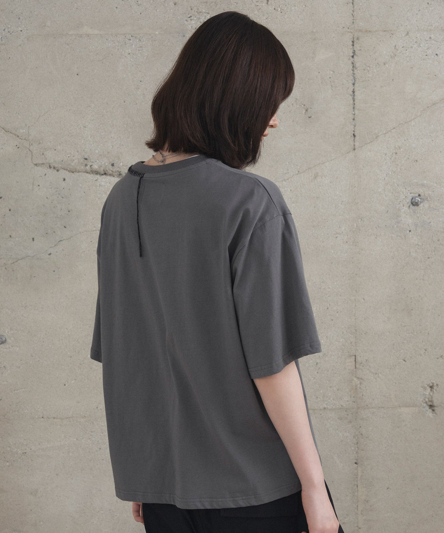 Neck Stitch Photo Graphic T-Shirt / ネックステッチ 写真グラフィックTシャツ