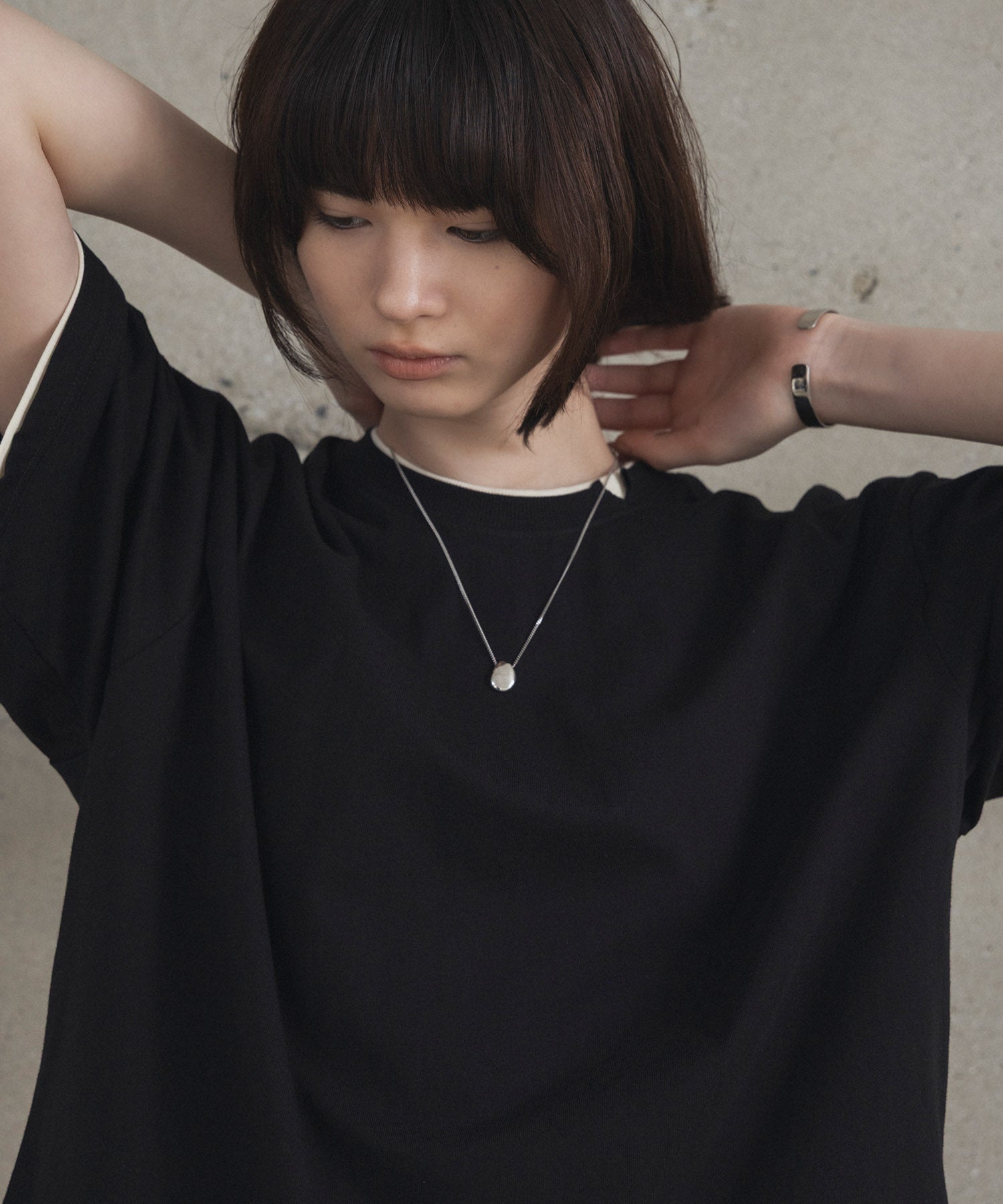 Neck Detail Plain T-Shirt / ネックディテール Tシャツ