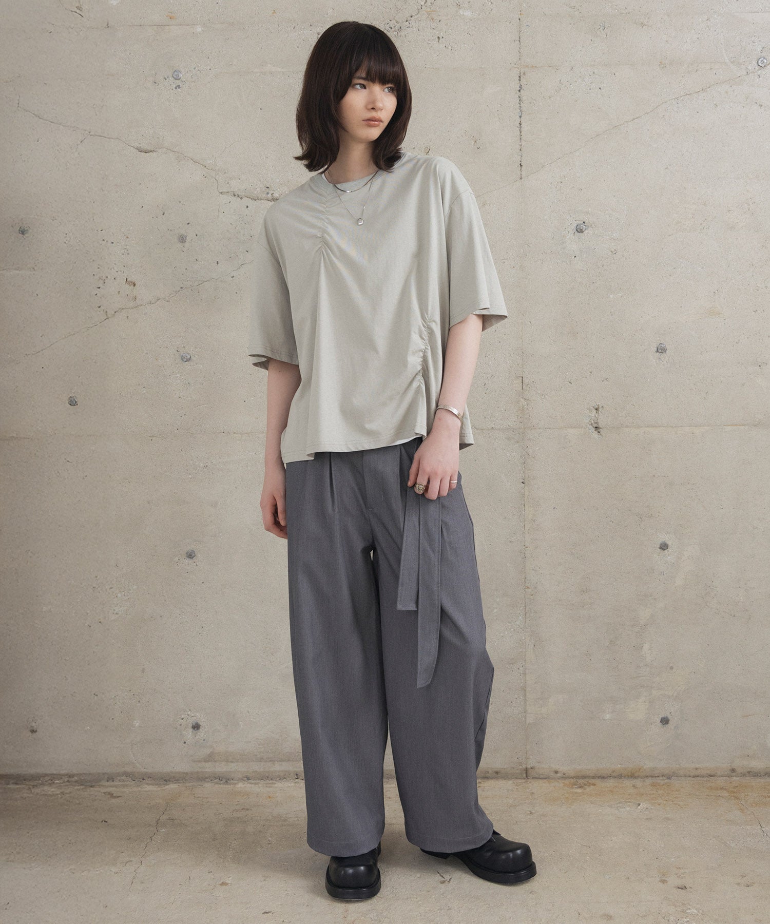 Tuck-Detail T-Shirt / タックディテールTシャツ