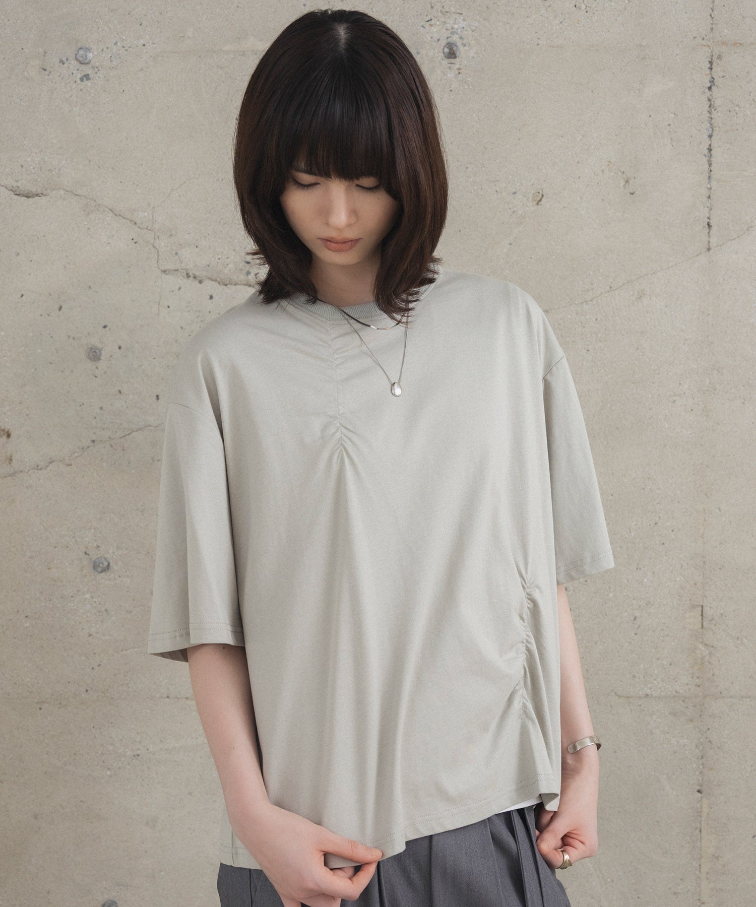 Tuck-Detail T-Shirt / タックディテールTシャツ