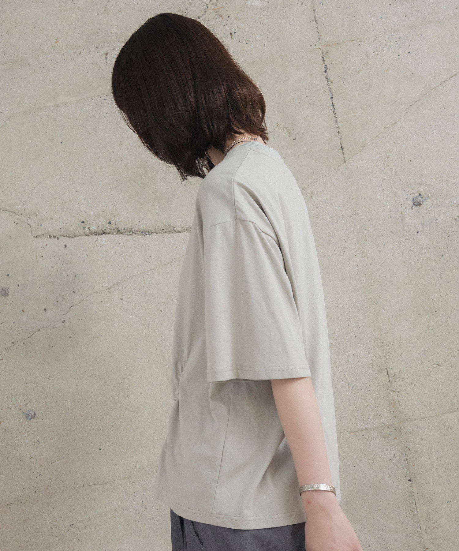 Tuck-Detail T-Shirt / タックディテールTシャツ