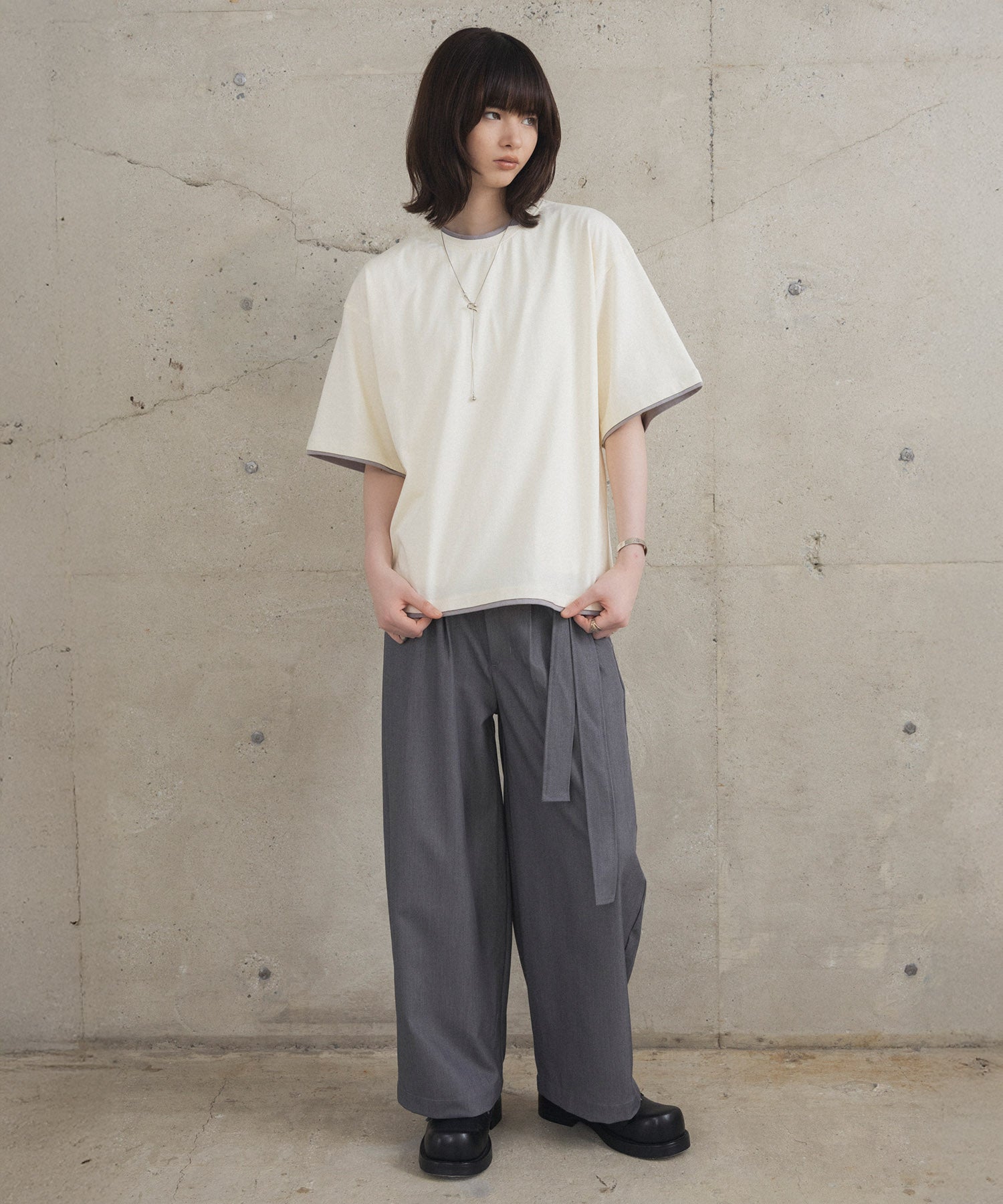 Neck Detail Plain T-Shirt / ネックディテール Tシャツ