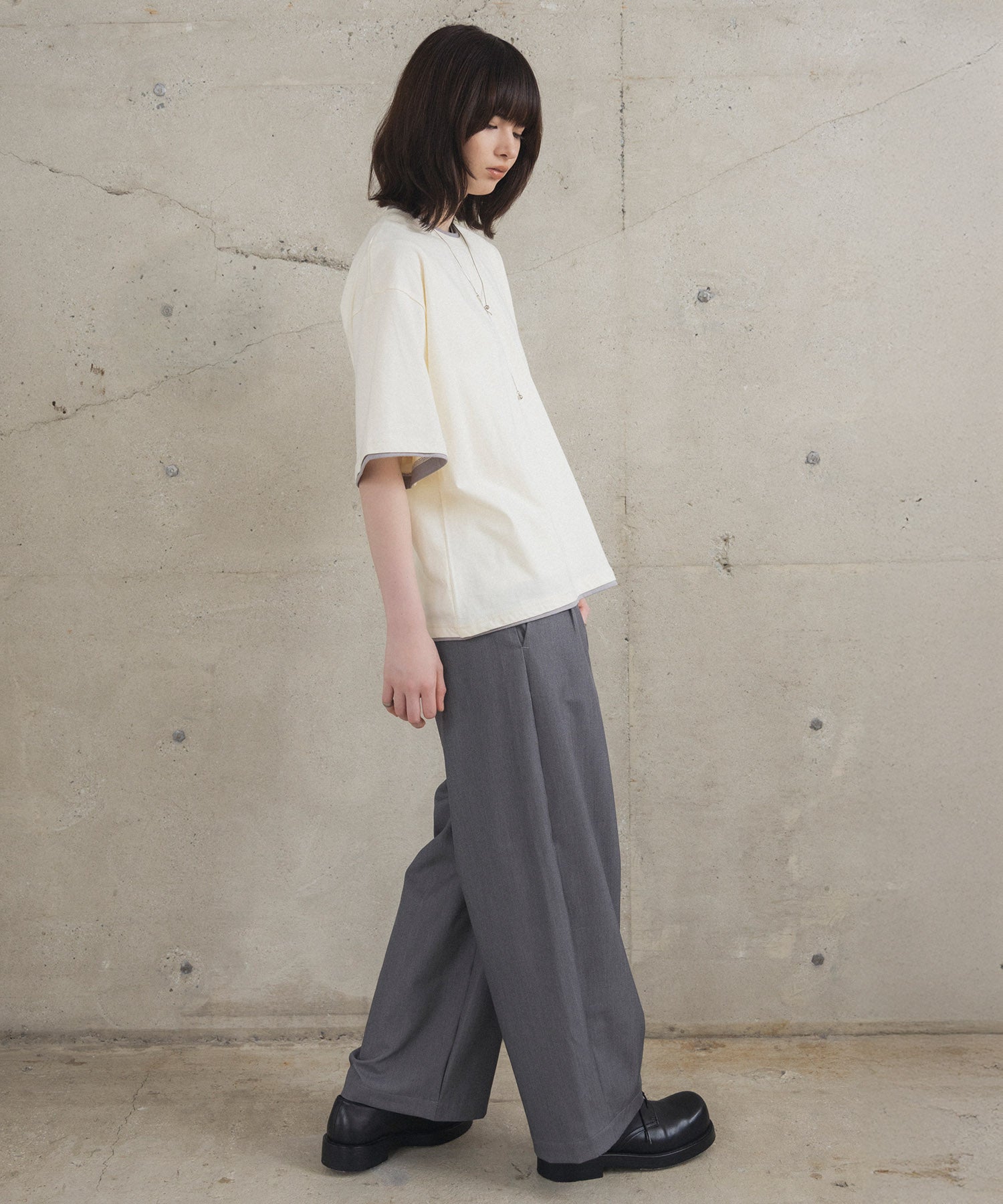 Neck Detail Plain T-Shirt / ネックディテール Tシャツ