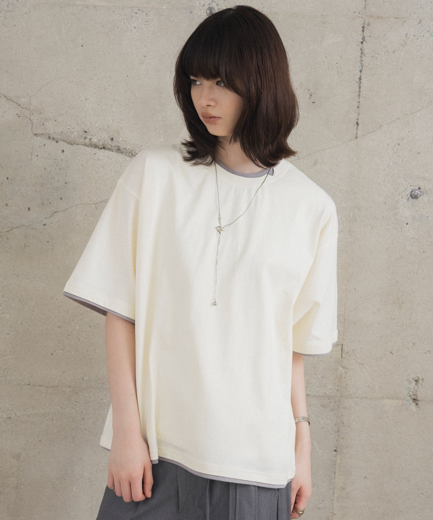 Neck Detail Plain T-Shirt / ネックディテール Tシャツ