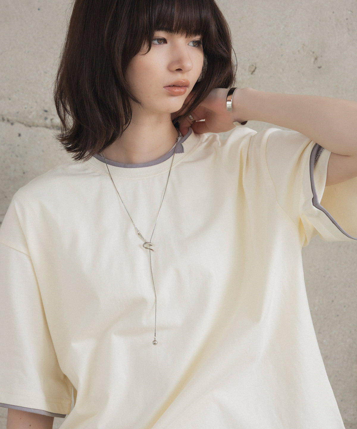 Neck Detail Plain T-Shirt / ネックディテール Tシャツ
