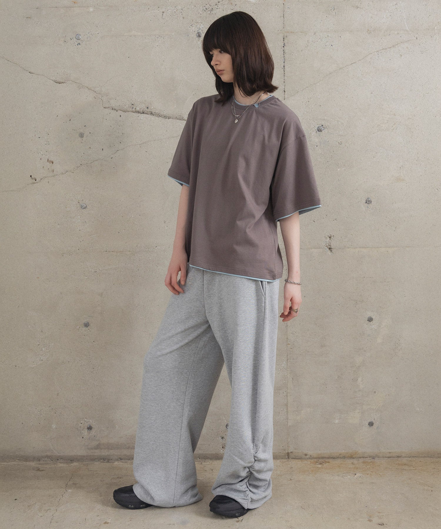 Neck Detail Plain T-Shirt / ネックディテール Tシャツ
