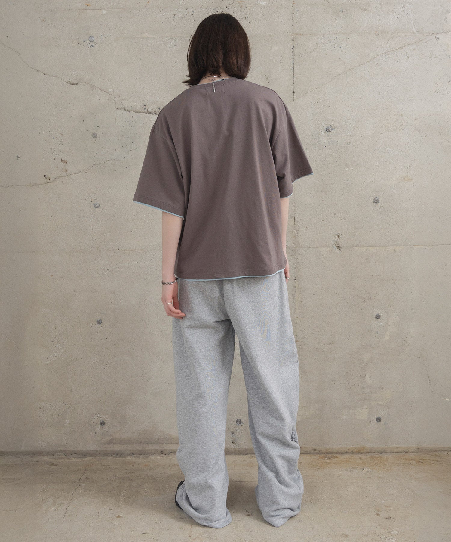 Neck Detail Plain T-Shirt / ネックディテール Tシャツ