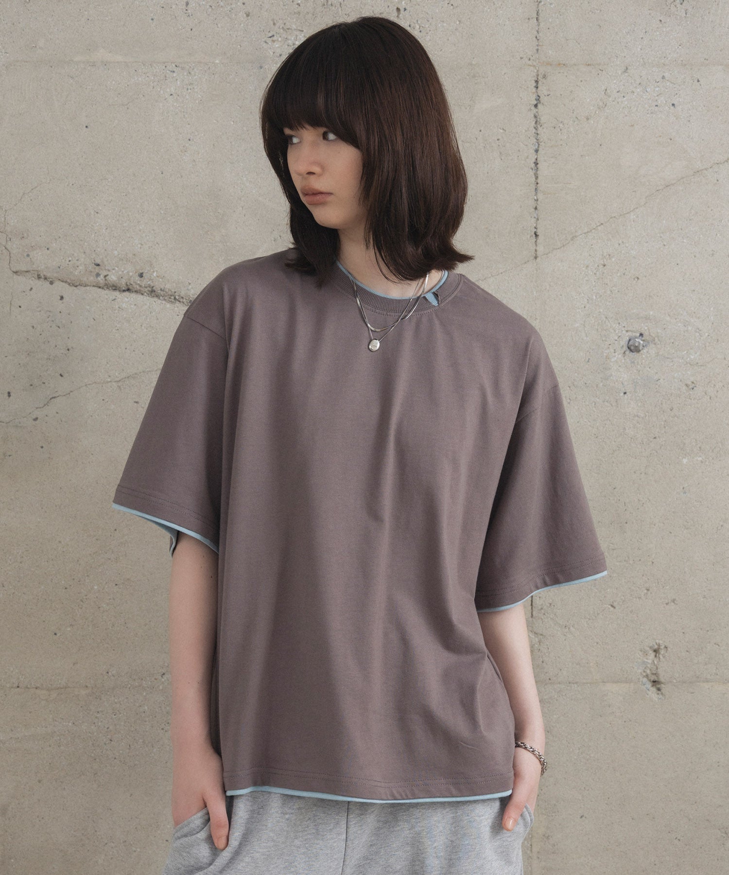 Neck Detail Plain T-Shirt / ネックディテール Tシャツ