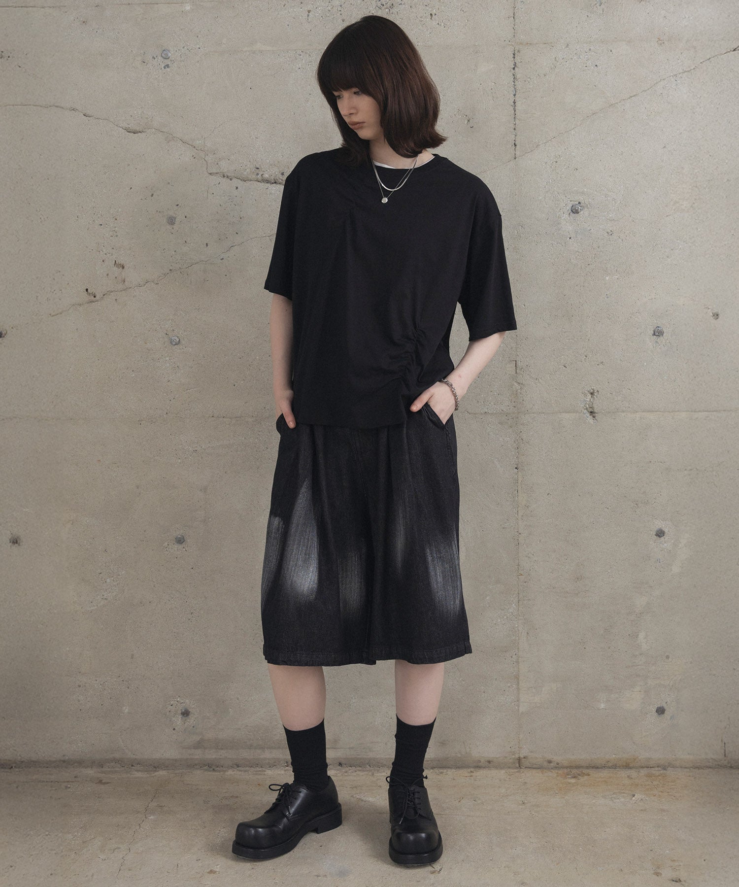 Tuck-Detail T-Shirt / タックディテールTシャツ