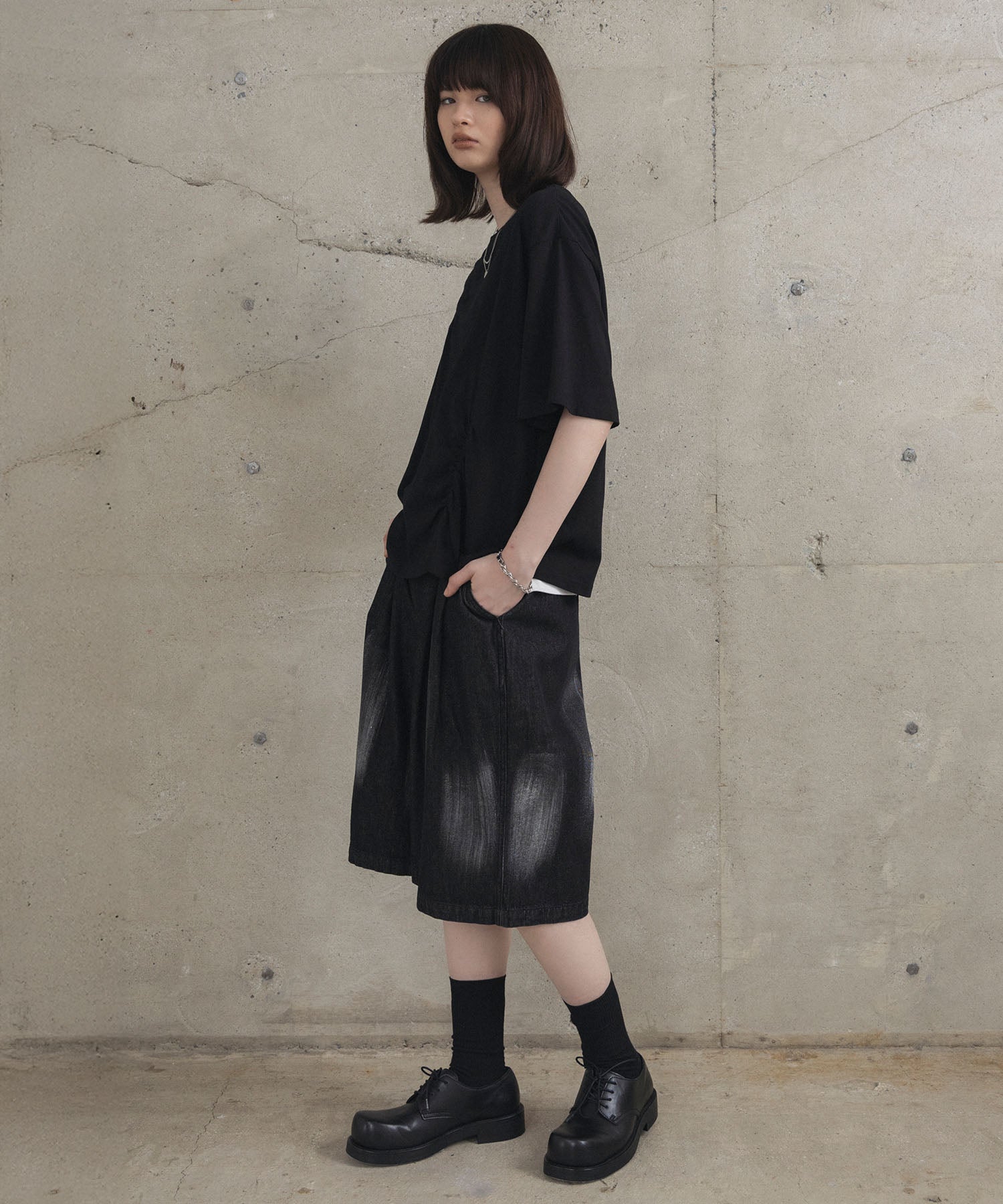 Tuck-Detail T-Shirt / タックディテールTシャツ