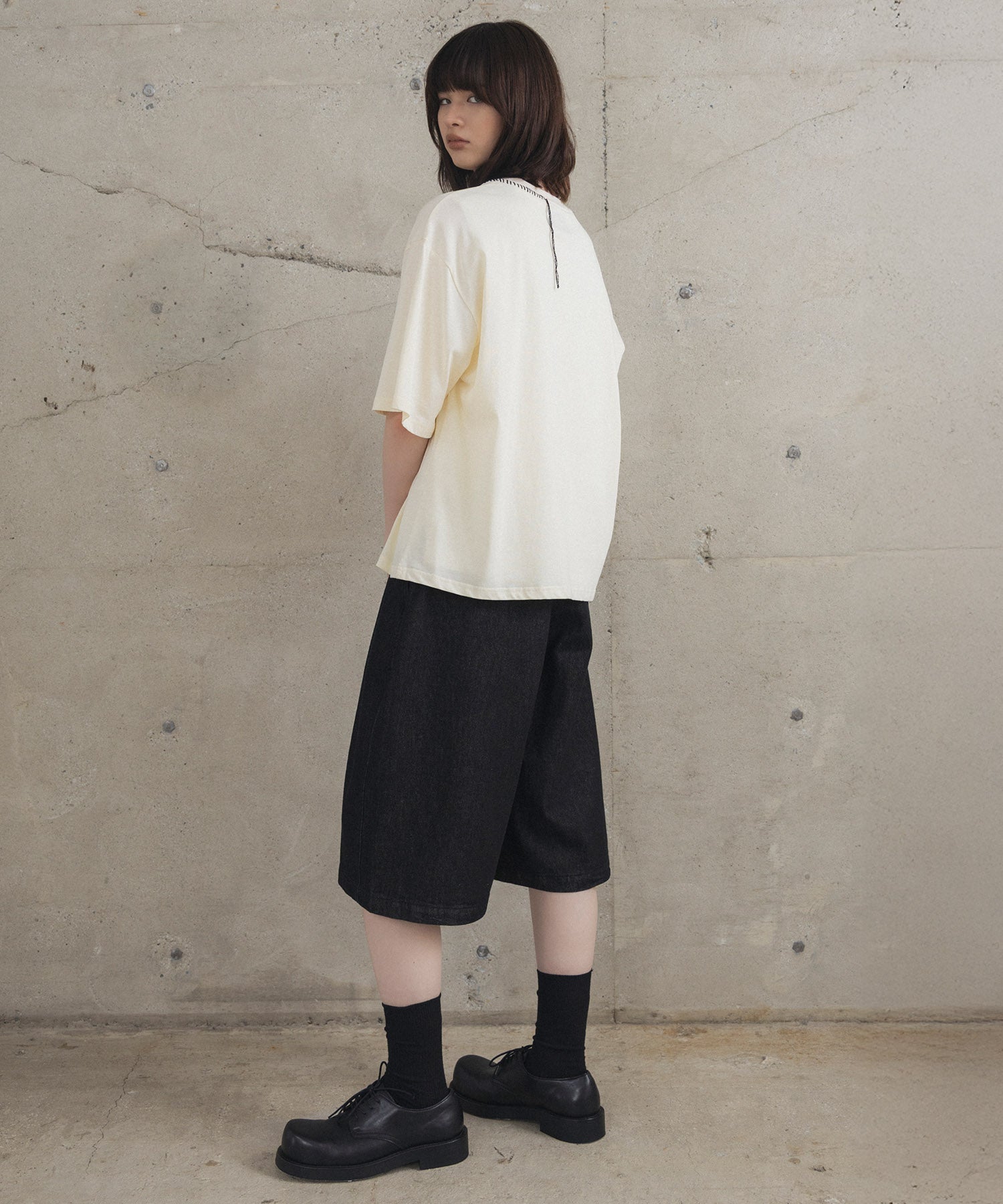 Neck Stitch Photo Graphic T-Shirt / ネックステッチ 写真グラフィックTシャツ