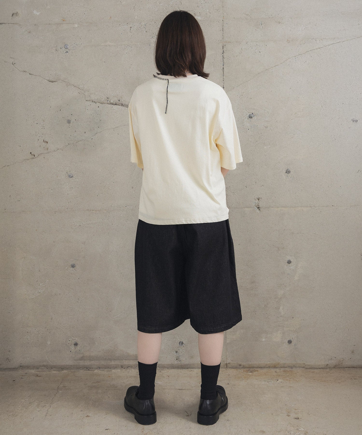 Neck Stitch Photo Graphic T-Shirt / ネックステッチ 写真グラフィックTシャツ