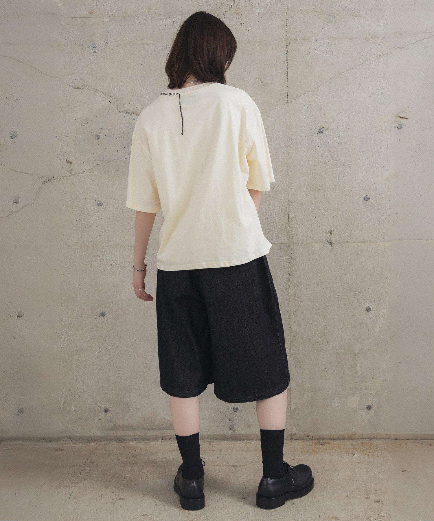 Neck Stitch Photo Graphic T-Shirt / ネックステッチ 写真グラフィックTシャツ