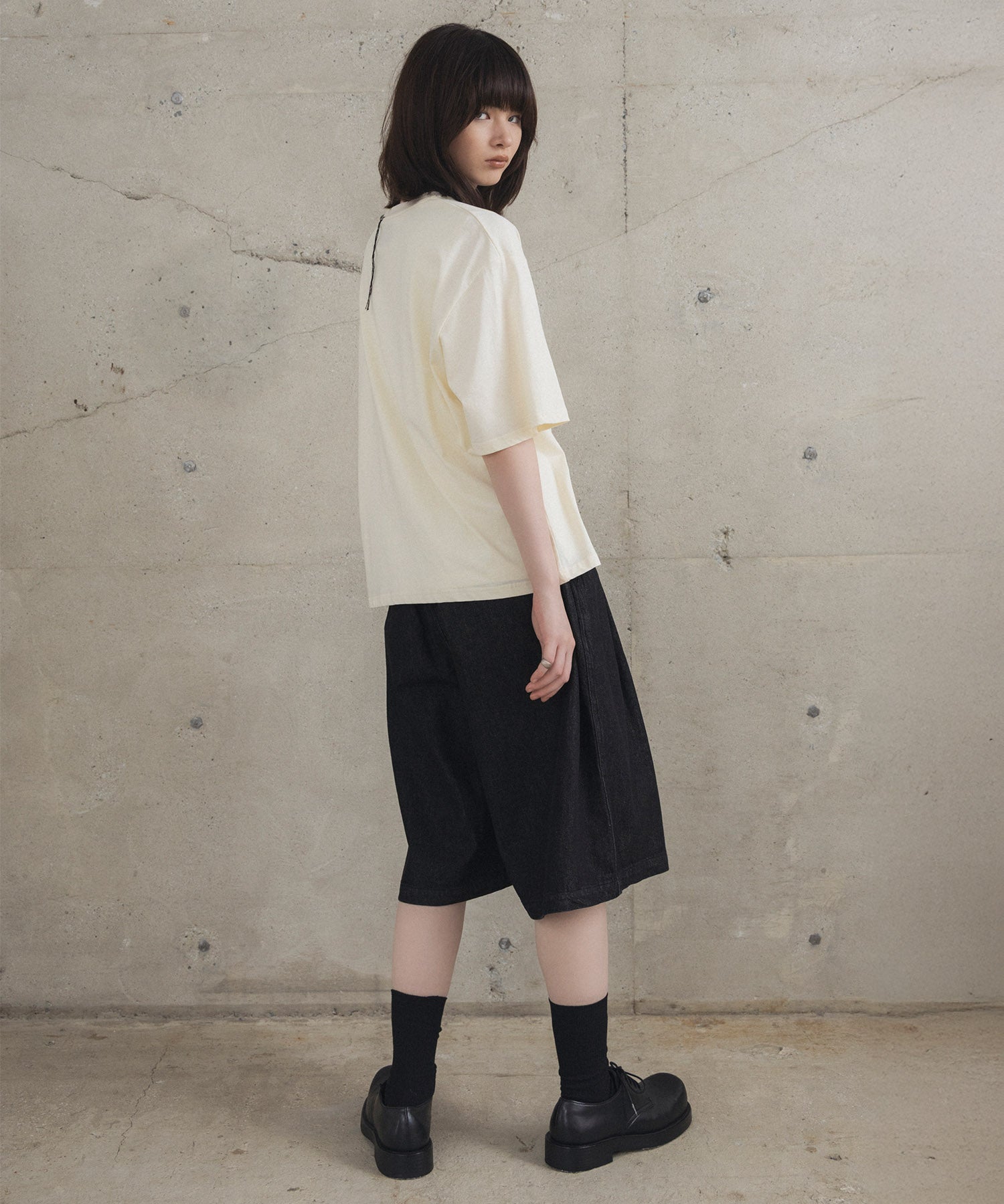 Neck Stitch Photo Graphic T-Shirt / ネックステッチ 写真グラフィックTシャツ