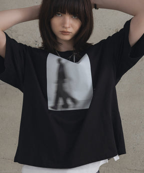 Neck Stitch Photo Graphic T-Shirt / ネックステッチ 写真グラフィックTシャツ