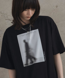 Neck Stitch Photo Graphic T-Shirt / ネックステッチ 写真グラフィックTシャツ