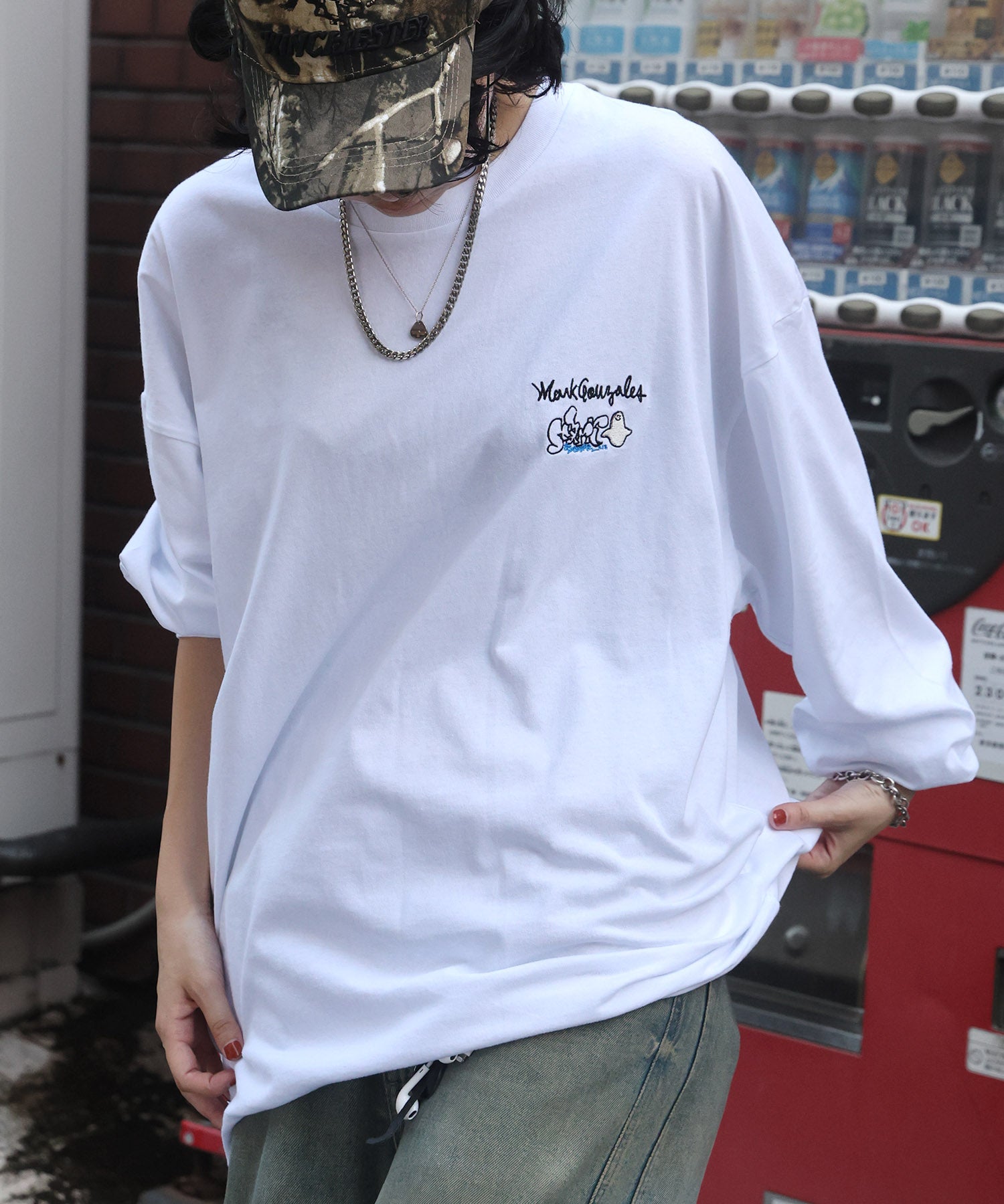 【MARK GONZALES ARTWORK COLLECTION / マークゴンザレス】ワンポイント刺繍 / カラーロゴバックプリント ビッグシルエットロンT