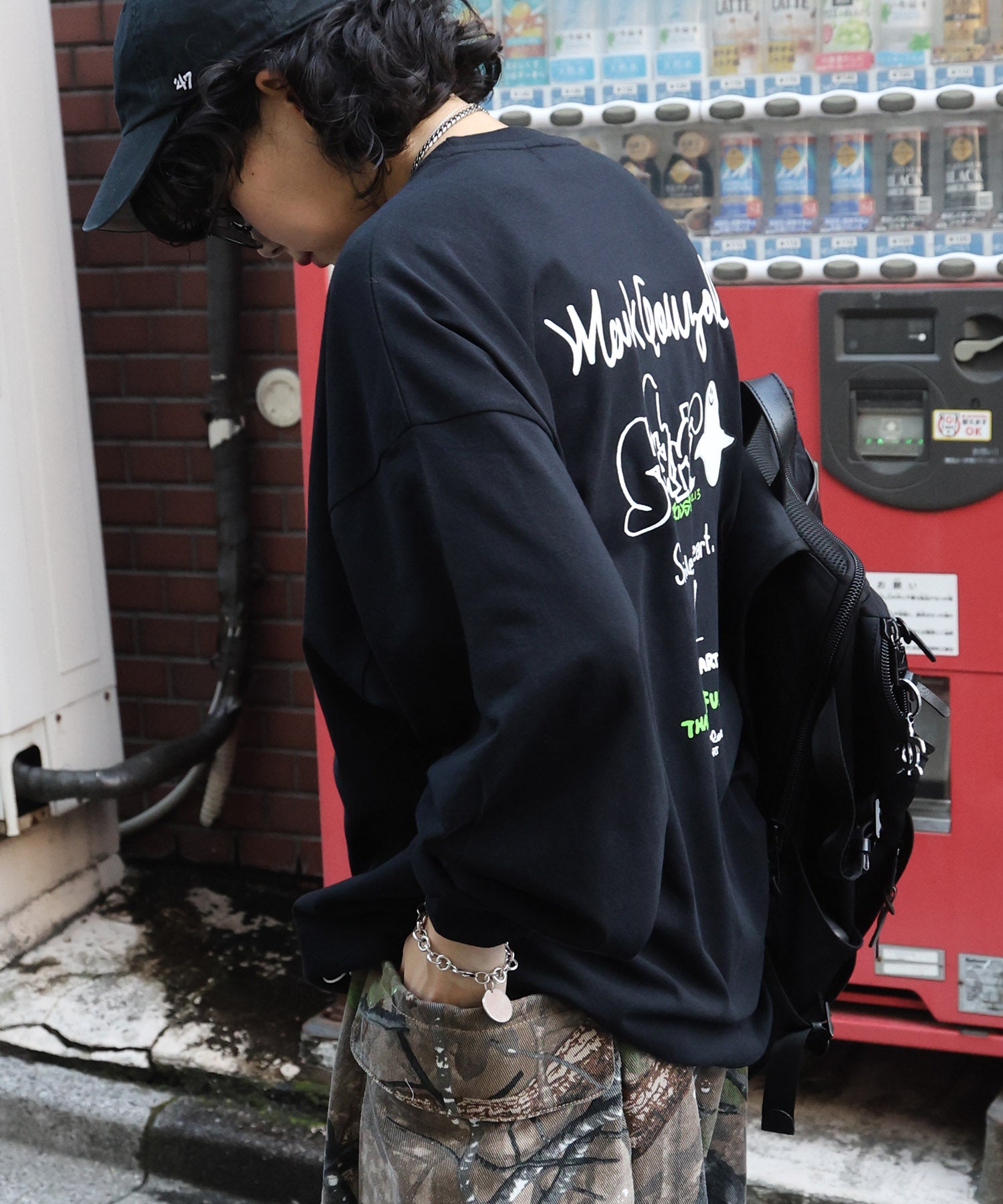 【MARK GONZALES ARTWORK COLLECTION / マークゴンザレス】ワンポイント刺繍 / カラーロゴバックプリント ビッグシルエットロンT