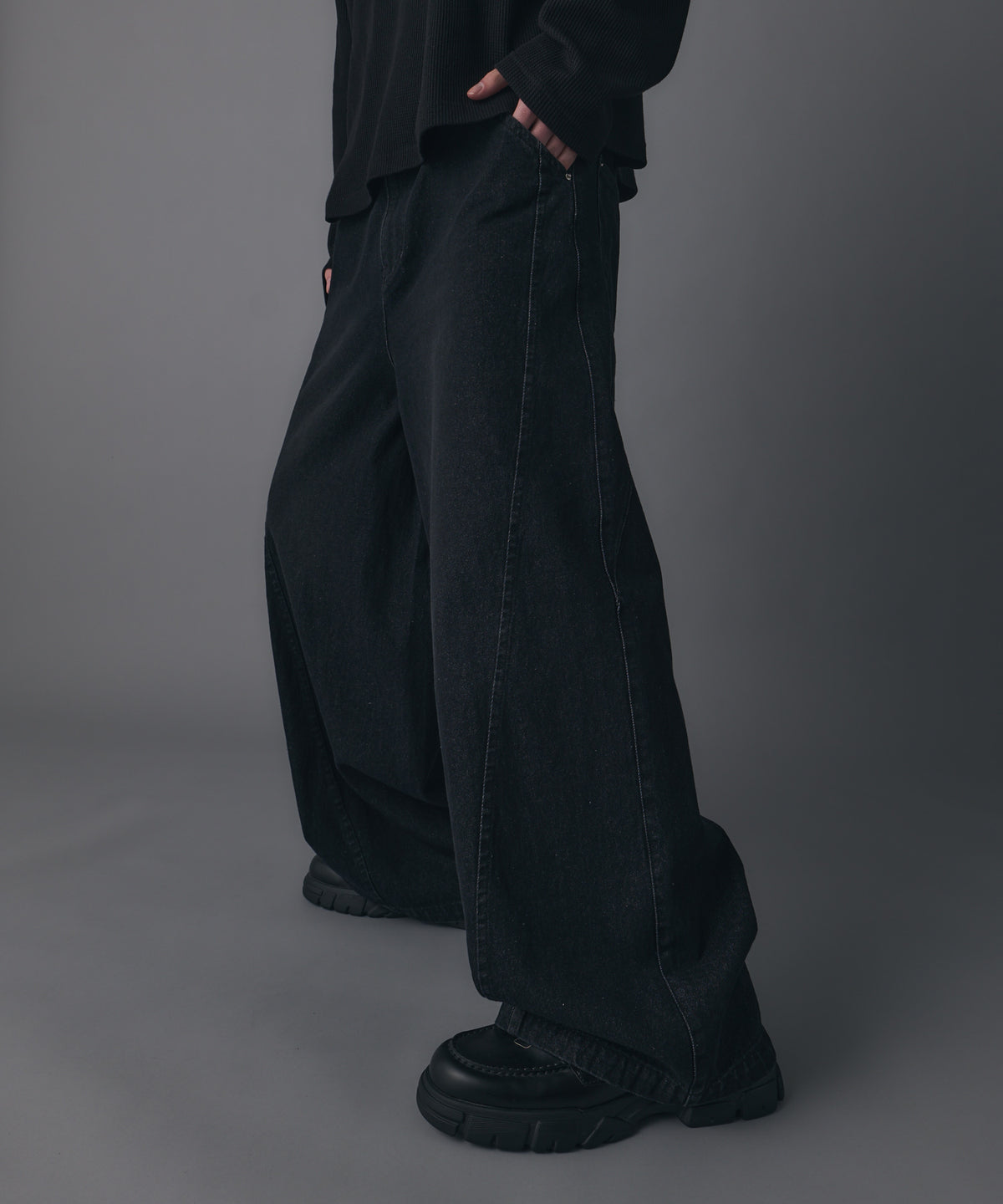 Technical Pattern Denim Pants / テクニカルパターンデニムパンツ