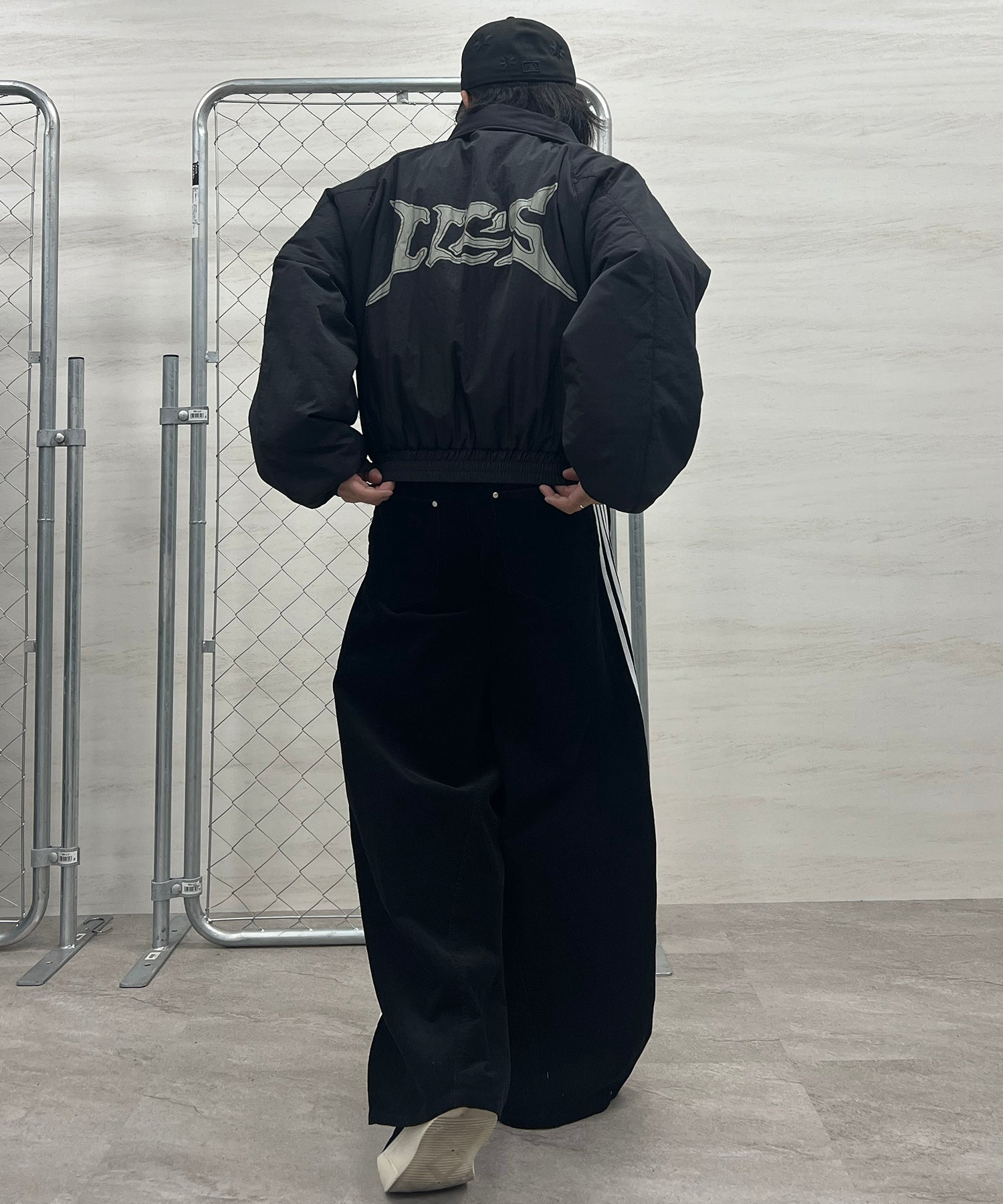 バックプリント ナイロン 中綿ブルゾン