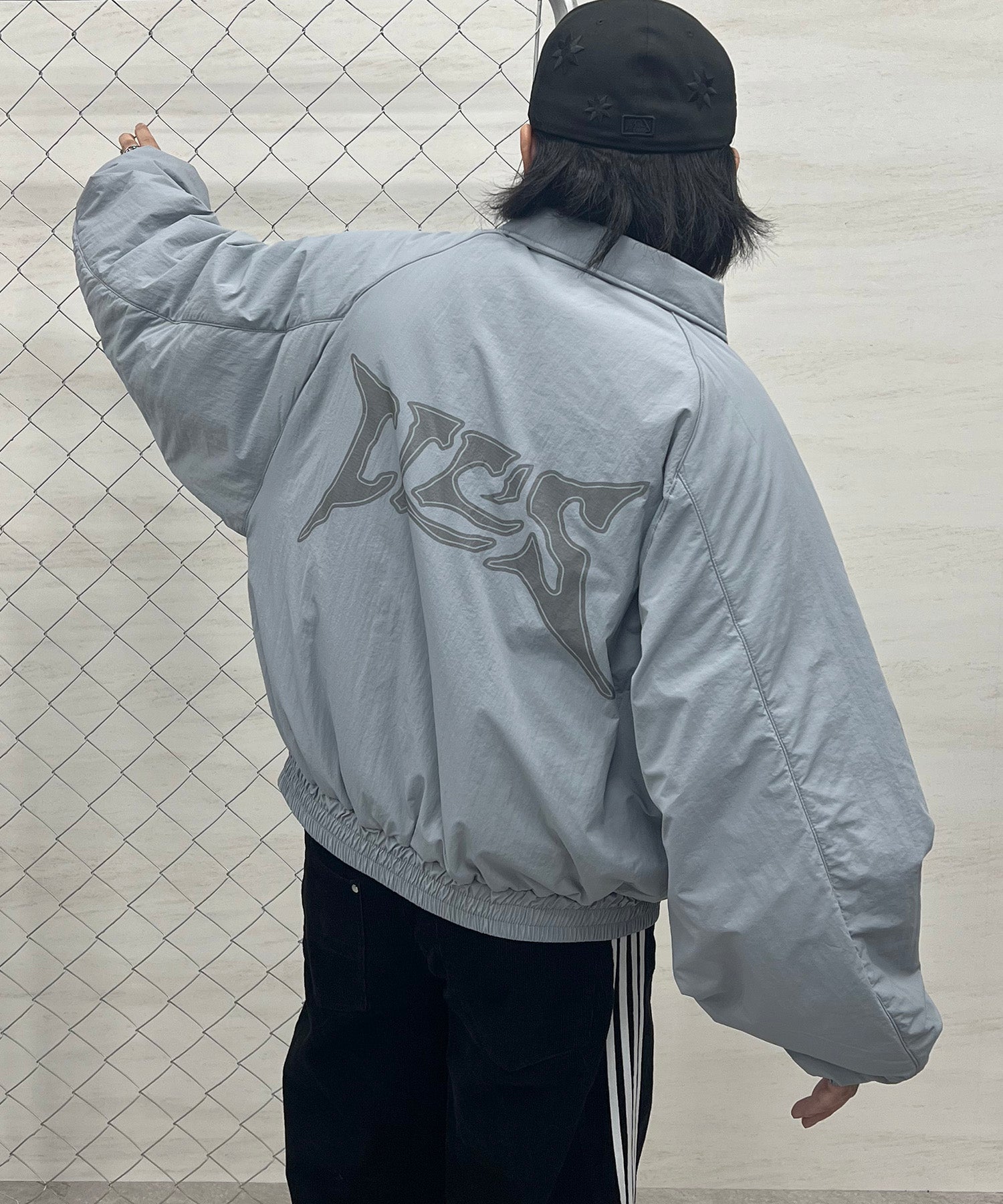 バックプリント ナイロン 中綿ブルゾン