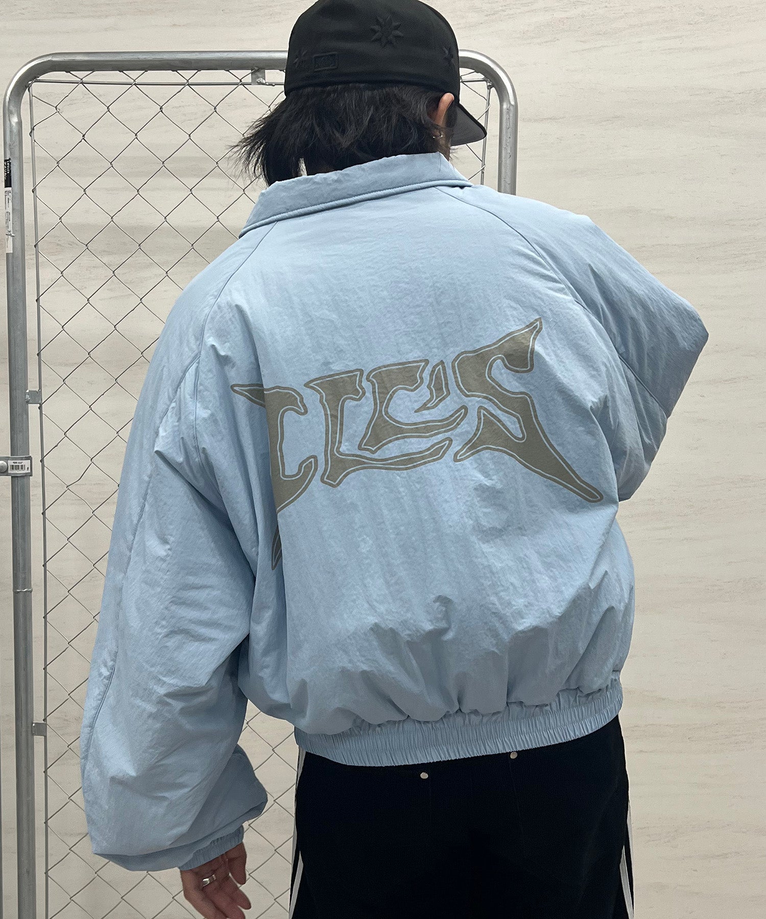 バックプリント ナイロン 中綿ブルゾン