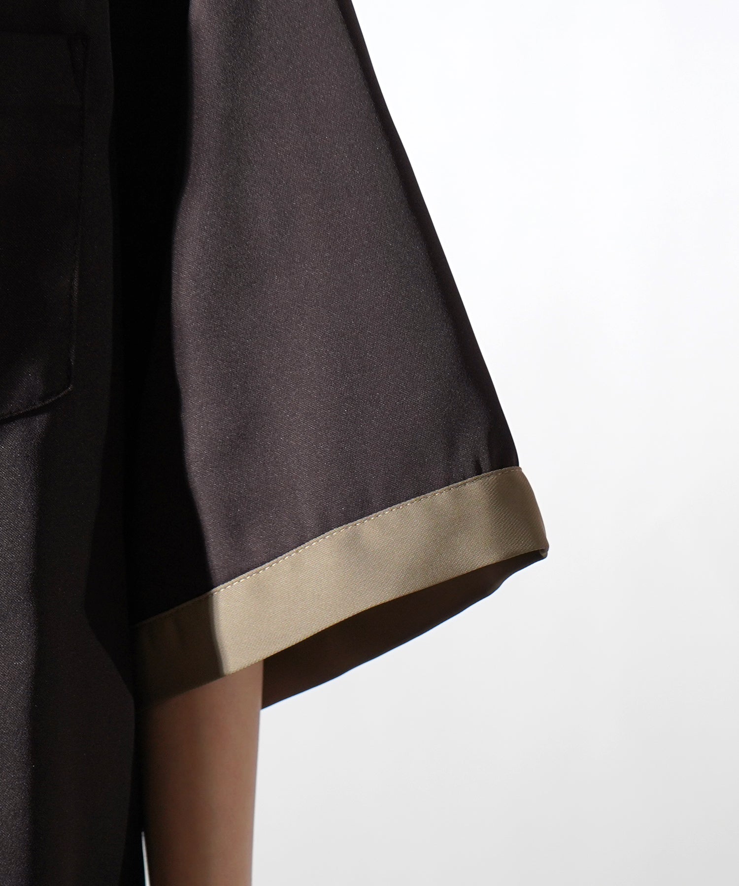 25SS ドレープとろみ クレリック ビッグシルエット半袖シャツ