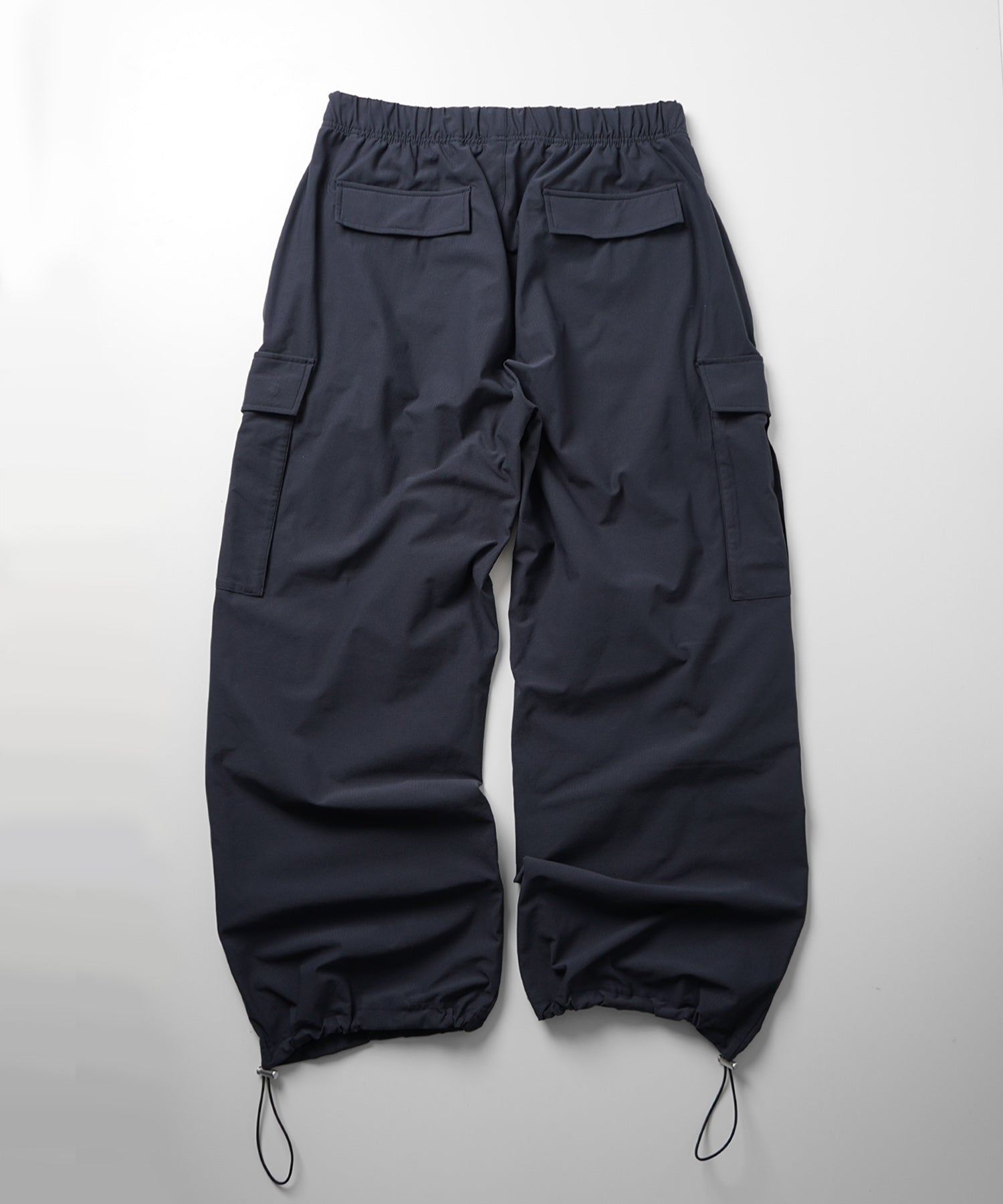 25SS ビッグポケット 裾ドロスト ワイドシルエット ポリメッシュカーゴパンツ