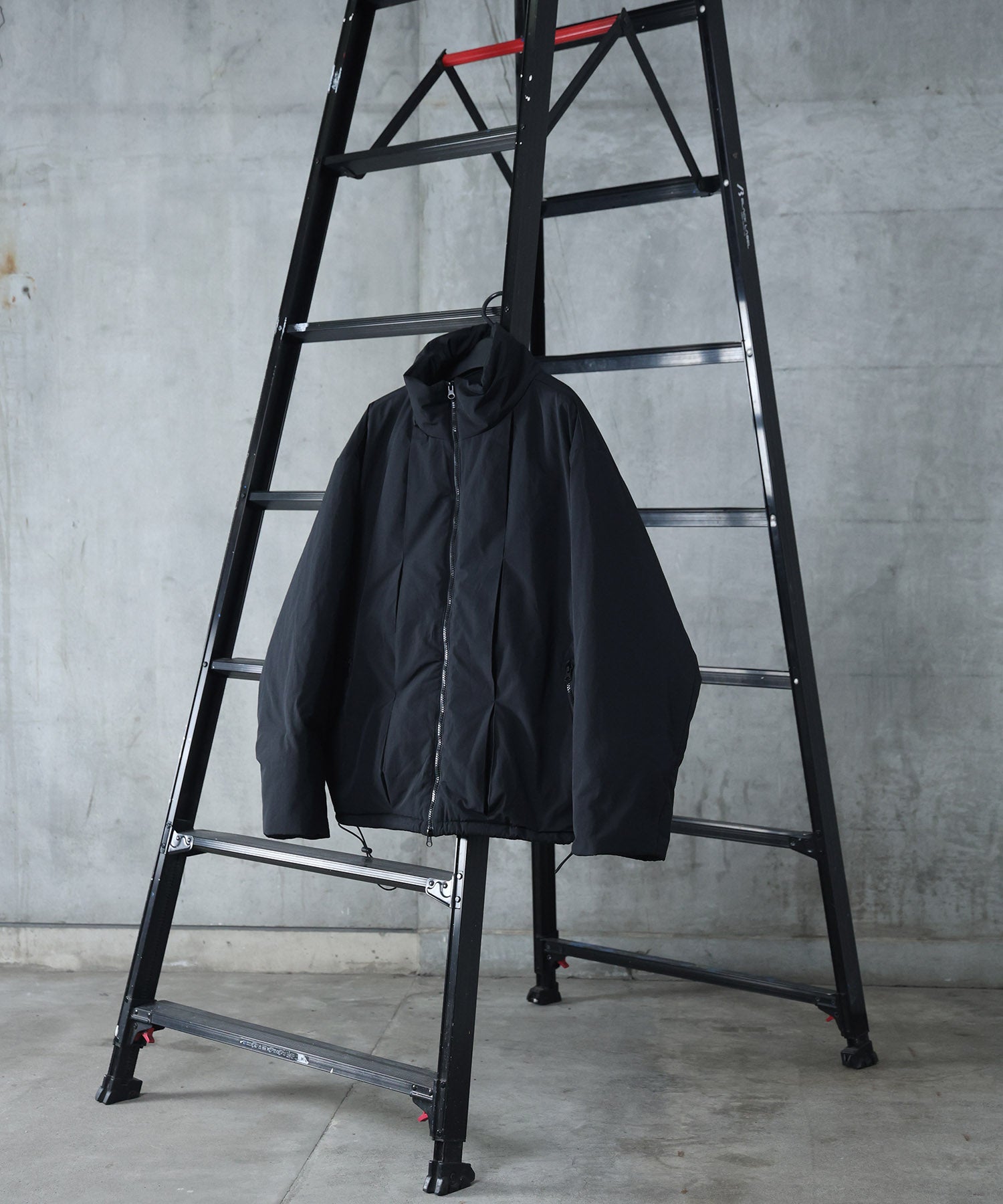 インボックスタック ドロップショルダーパファージャケット 中綿ブルゾン ドローコード