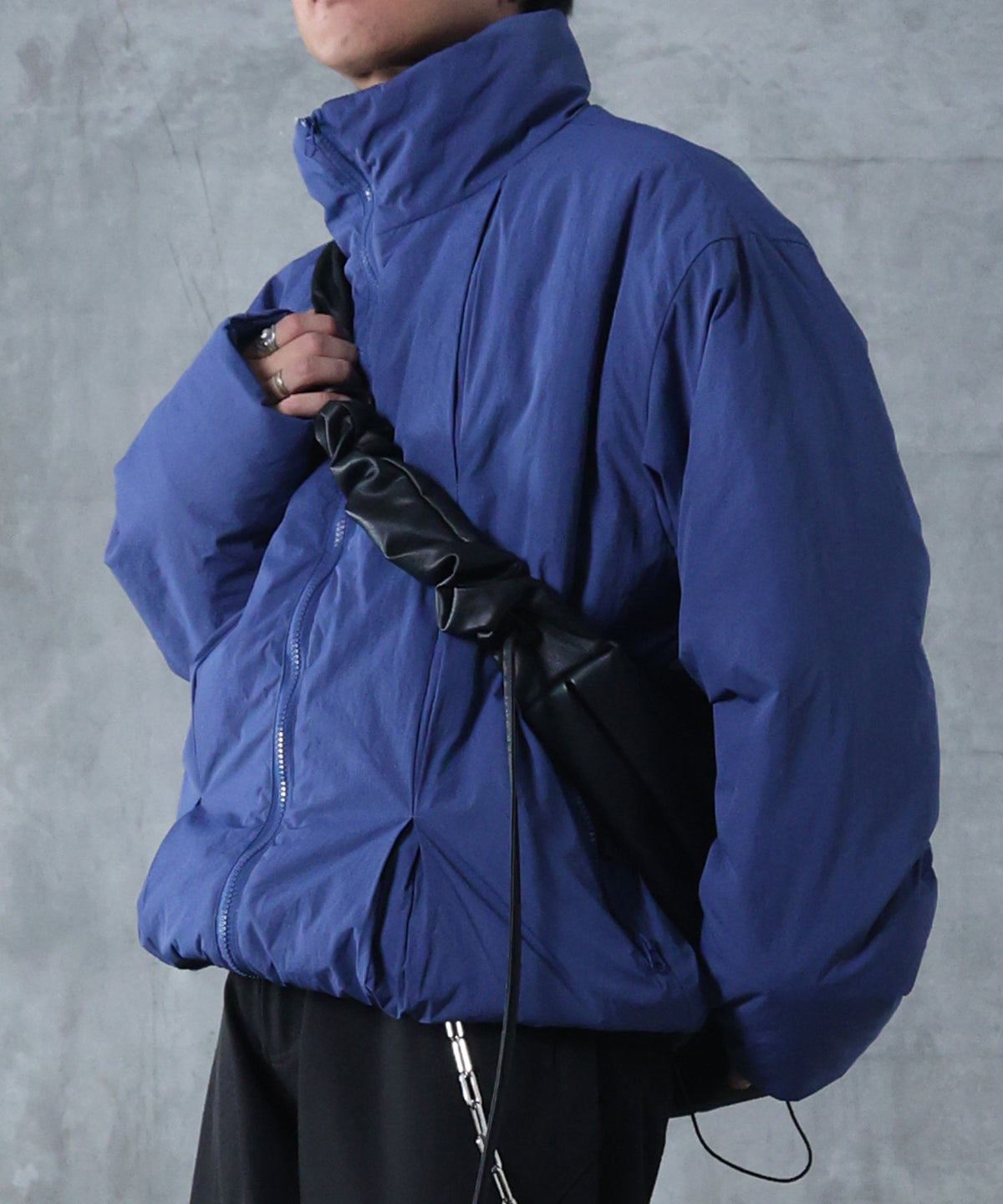 インボックスタック ドロップショルダーパファージャケット 中綿ブルゾン ドローコード