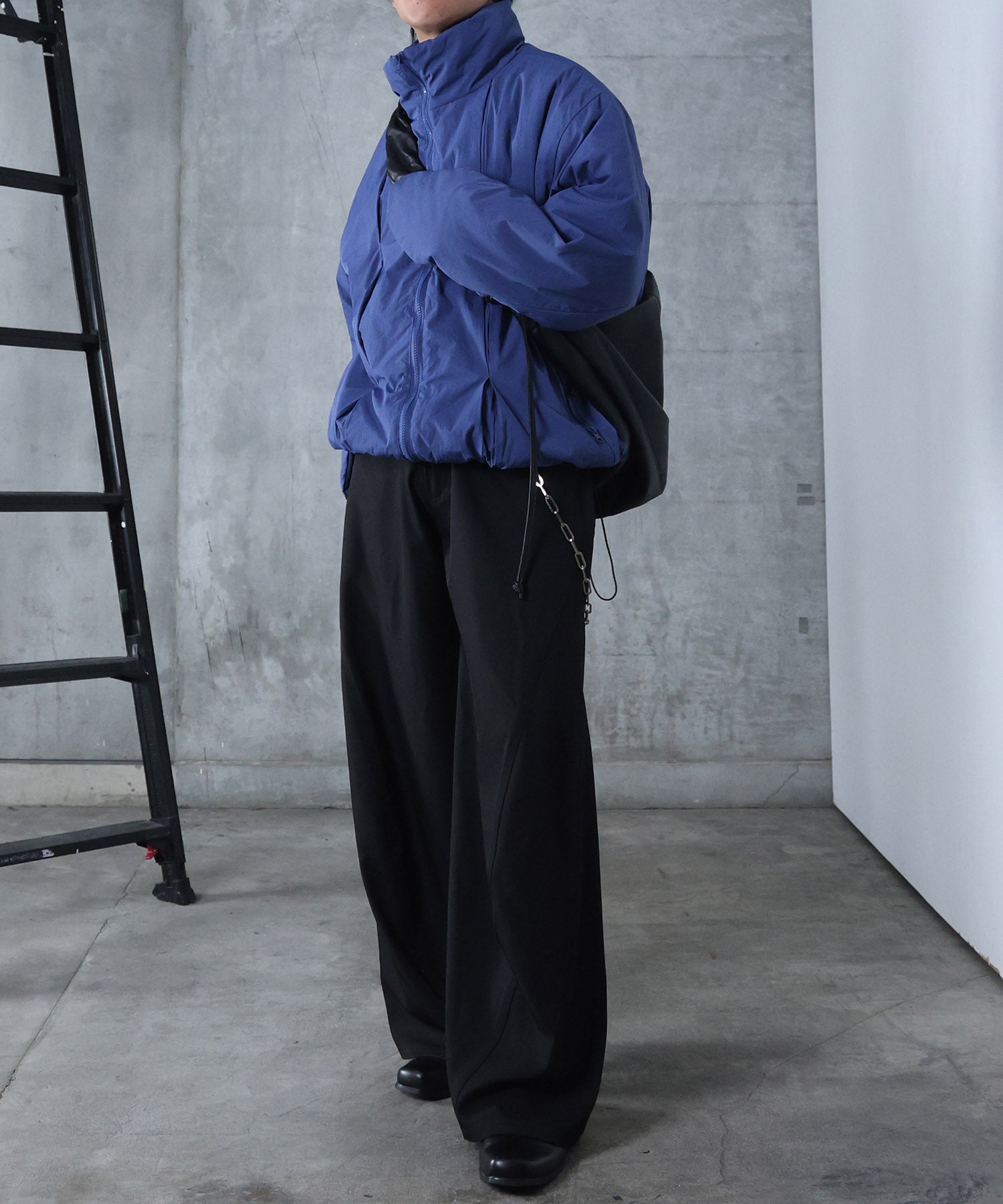 インボックスタック ドロップショルダーパファージャケット 中綿ブルゾン ドローコード